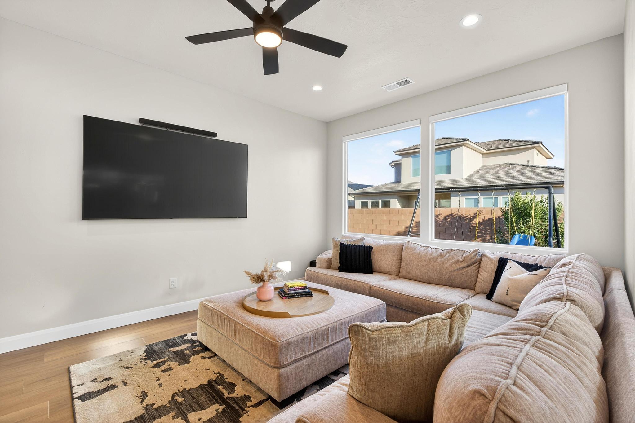RIVERBEND AT SUNRISE VALLEY - Residential