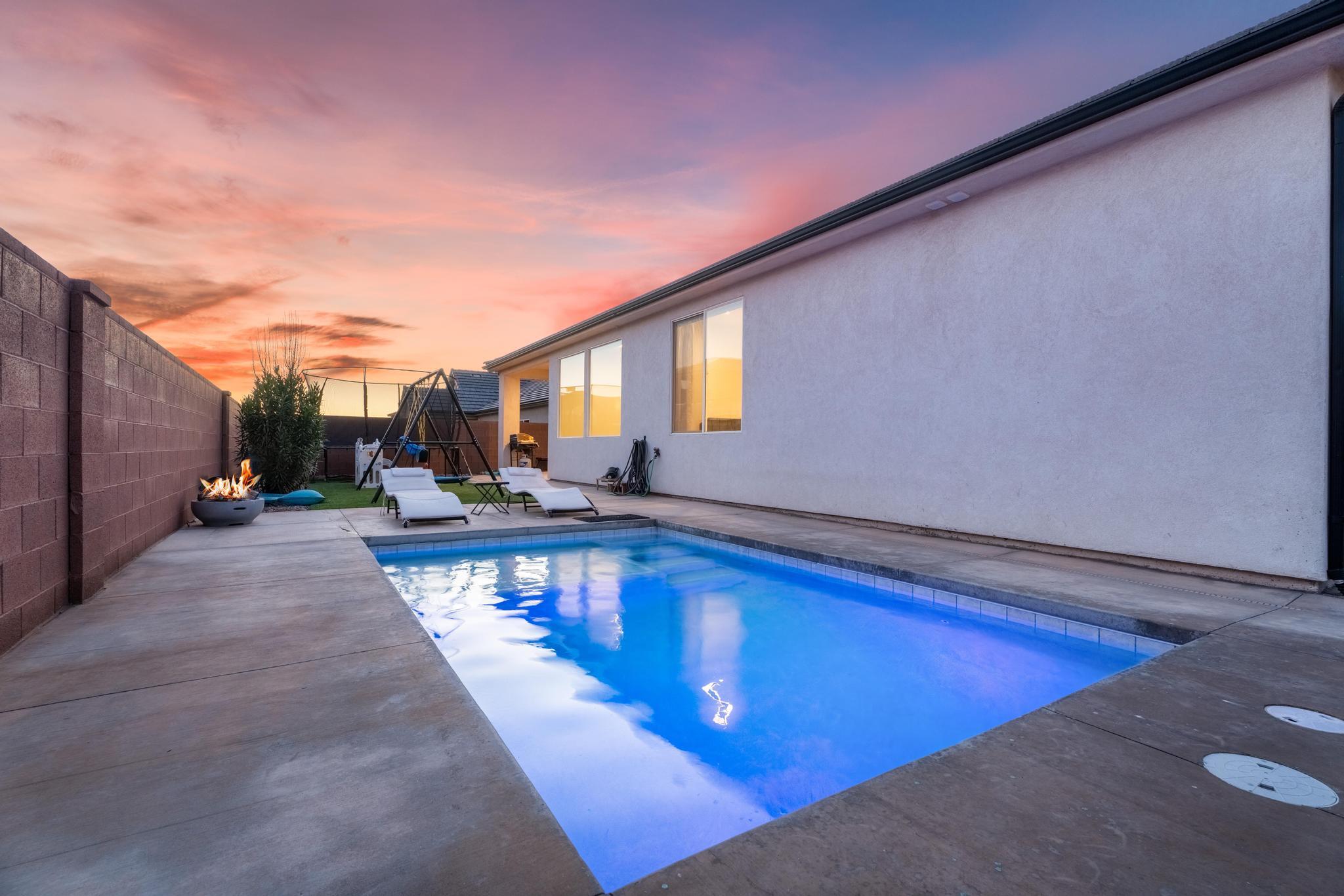 RIVERBEND AT SUNRISE VALLEY - Residential