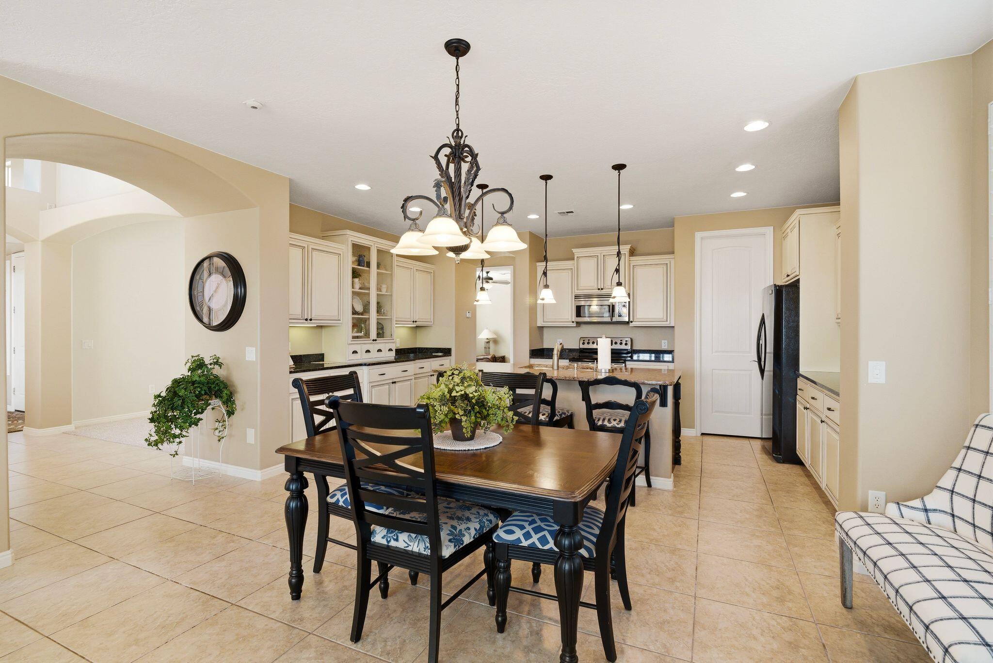 CORAL CANYON - Residential