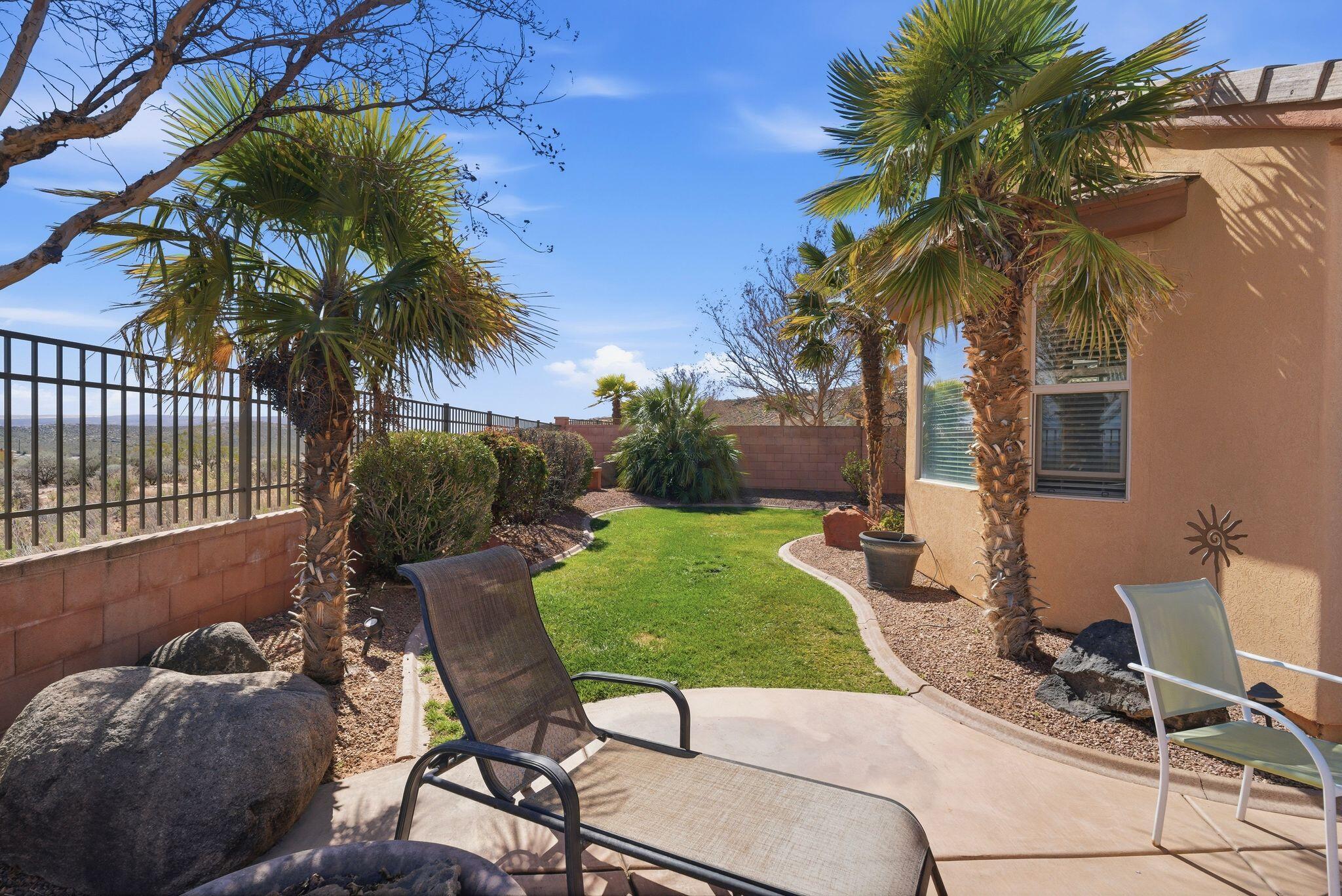 CORAL CANYON - Residential
