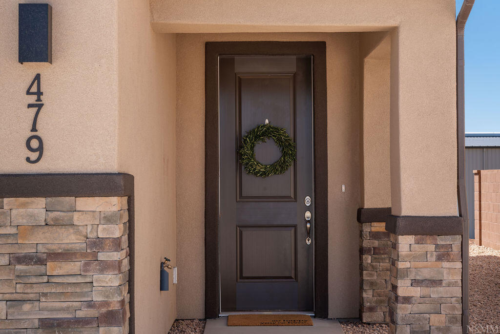HURRICANE HEIGHTS TOWNHOMES - Residential