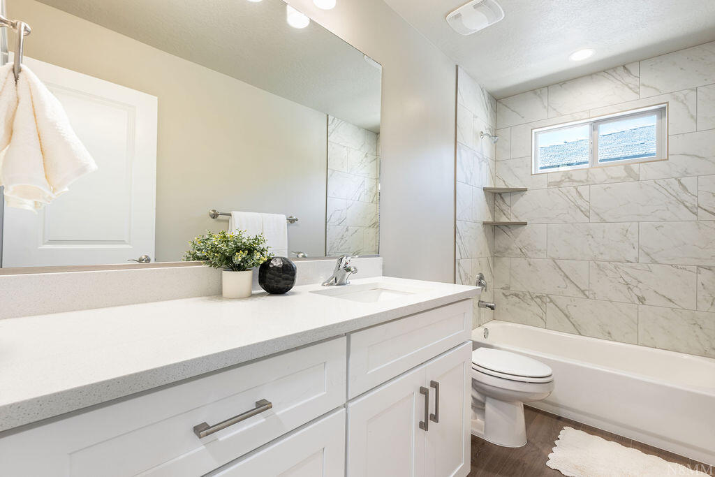 HURRICANE HEIGHTS TOWNHOMES - Residential