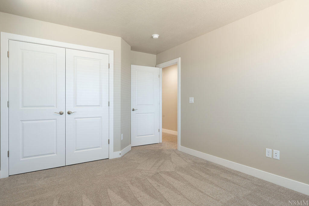 HURRICANE HEIGHTS TOWNHOMES - Residential
