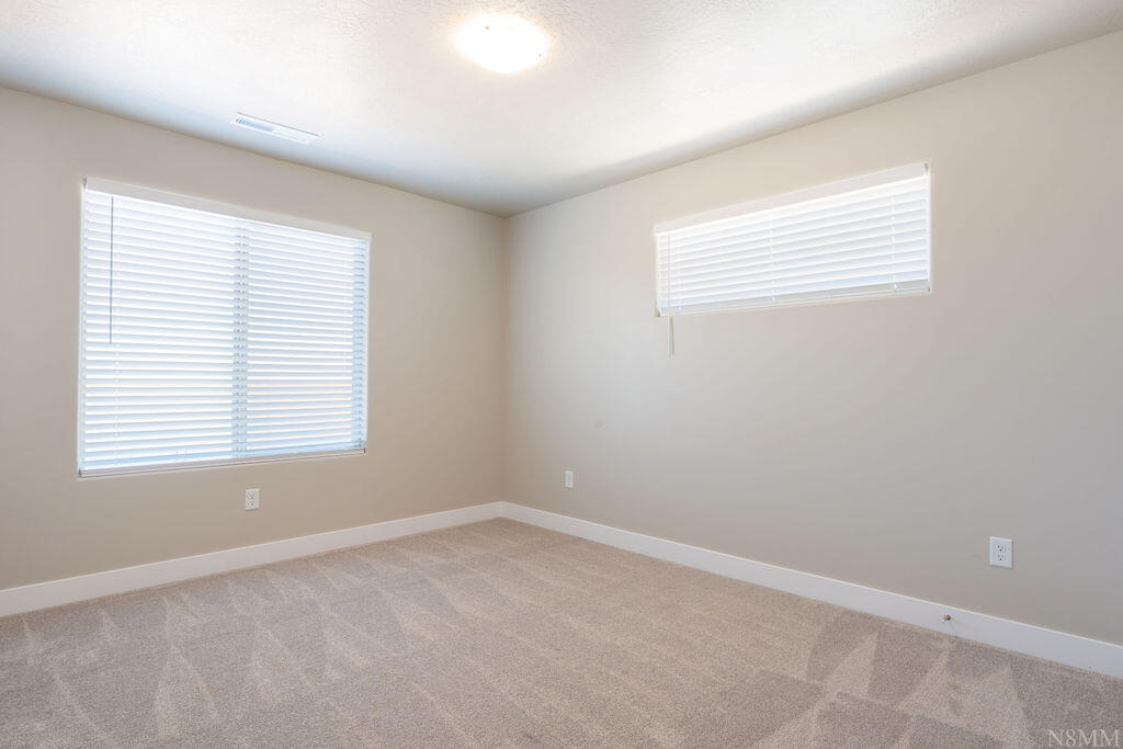 HURRICANE HEIGHTS TOWNHOMES - Residential