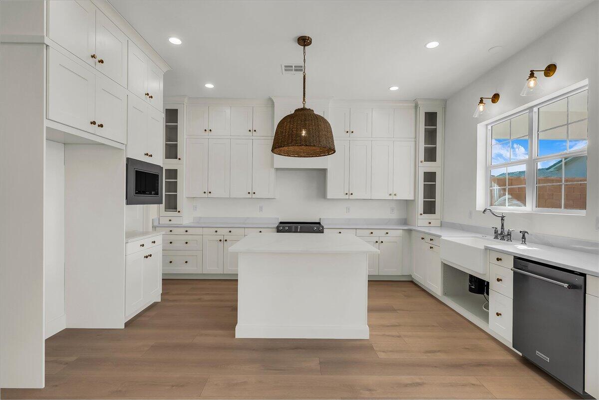 DIXIE SPRINGS - Residential