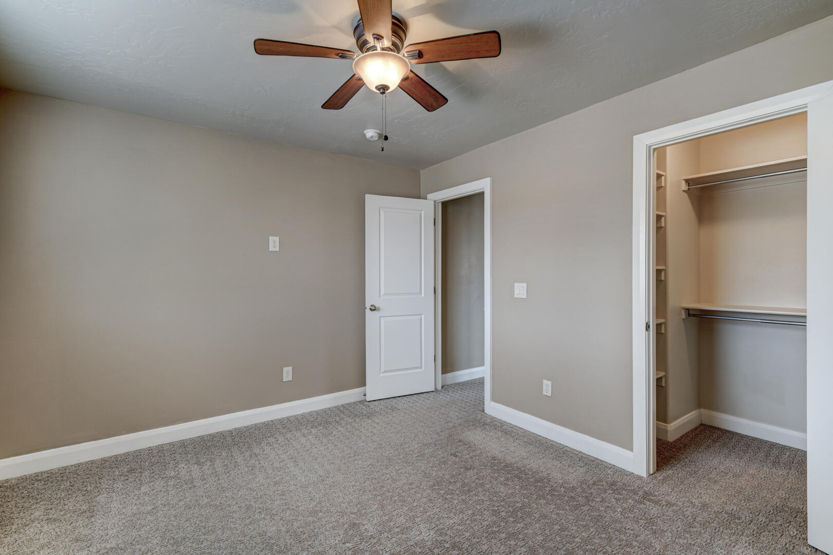 ESTATES AT HIDDEN VALLEY - Residential