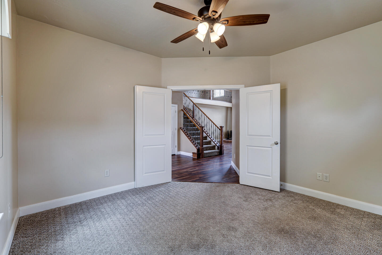 ESTATES AT HIDDEN VALLEY - Residential