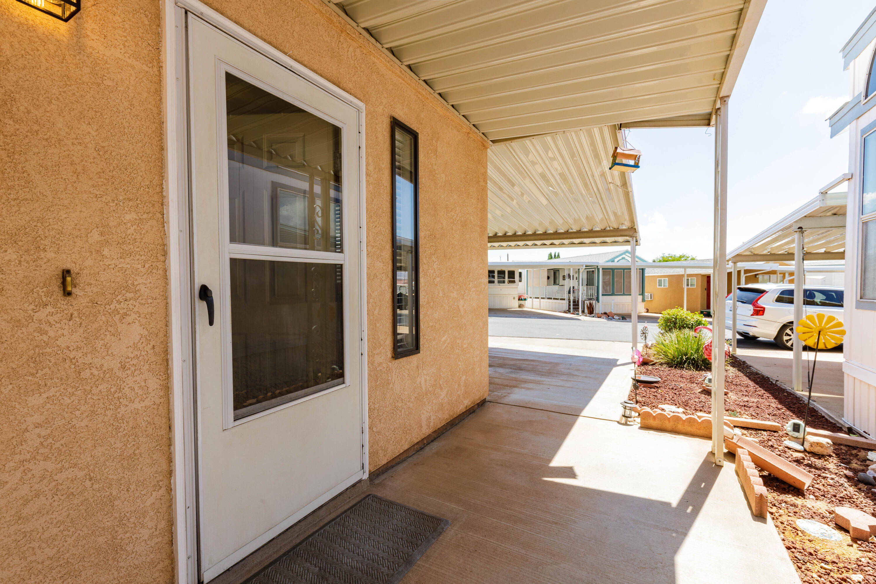 DIXIE DOWNS RV RESORT - Residential