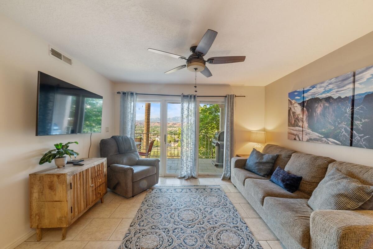LAS PALMAS RESORT CONDOS - Residential