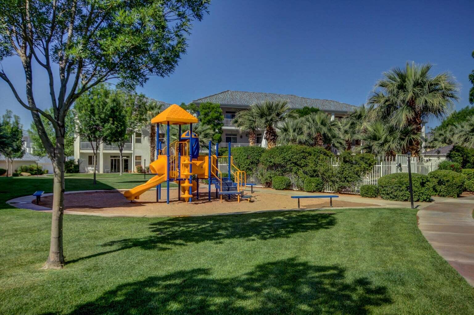 LAS PALMAS RESORT CONDOS - Residential