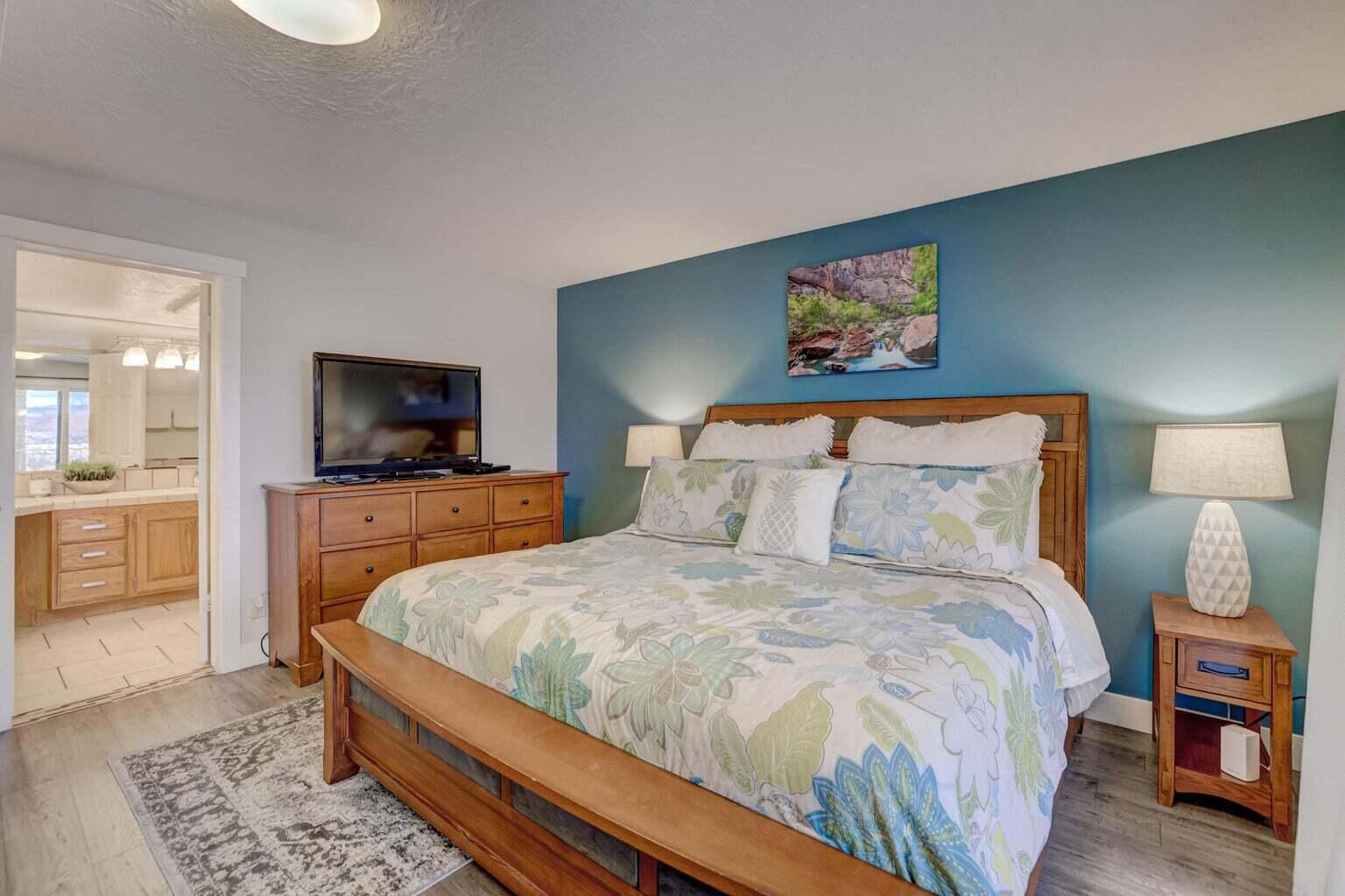 LAS PALMAS RESORT CONDOS - Residential