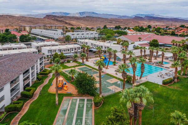 LAS PALMAS RESORT CONDOS - Residential