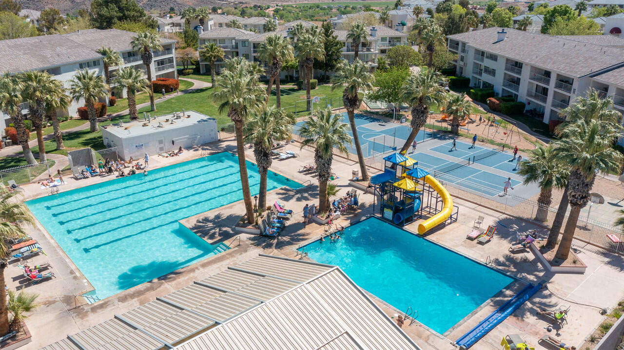 LAS PALMAS RESORT CONDOS - Residential