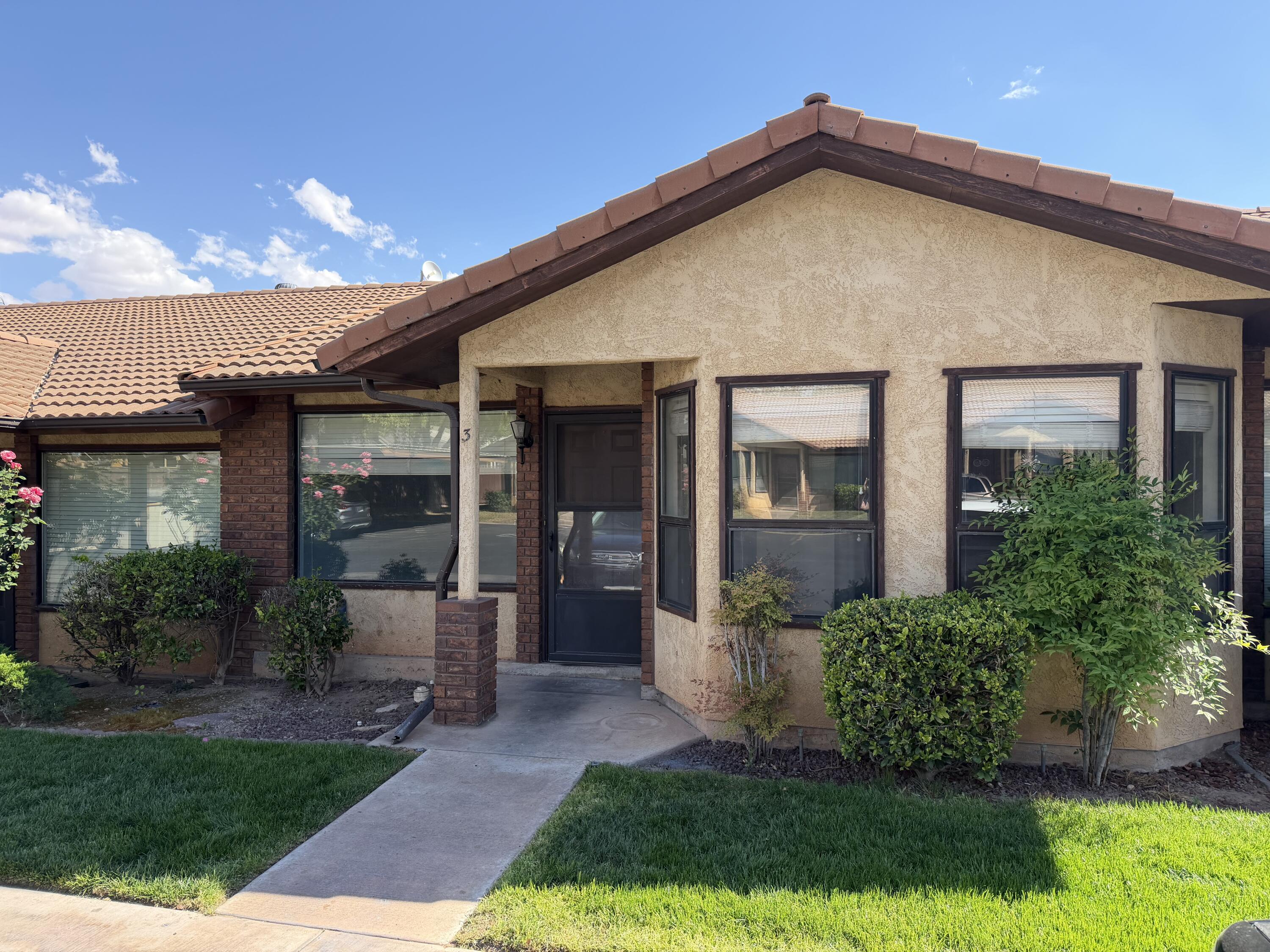 SUNNY VILLA TOWNHOMES - Residential
