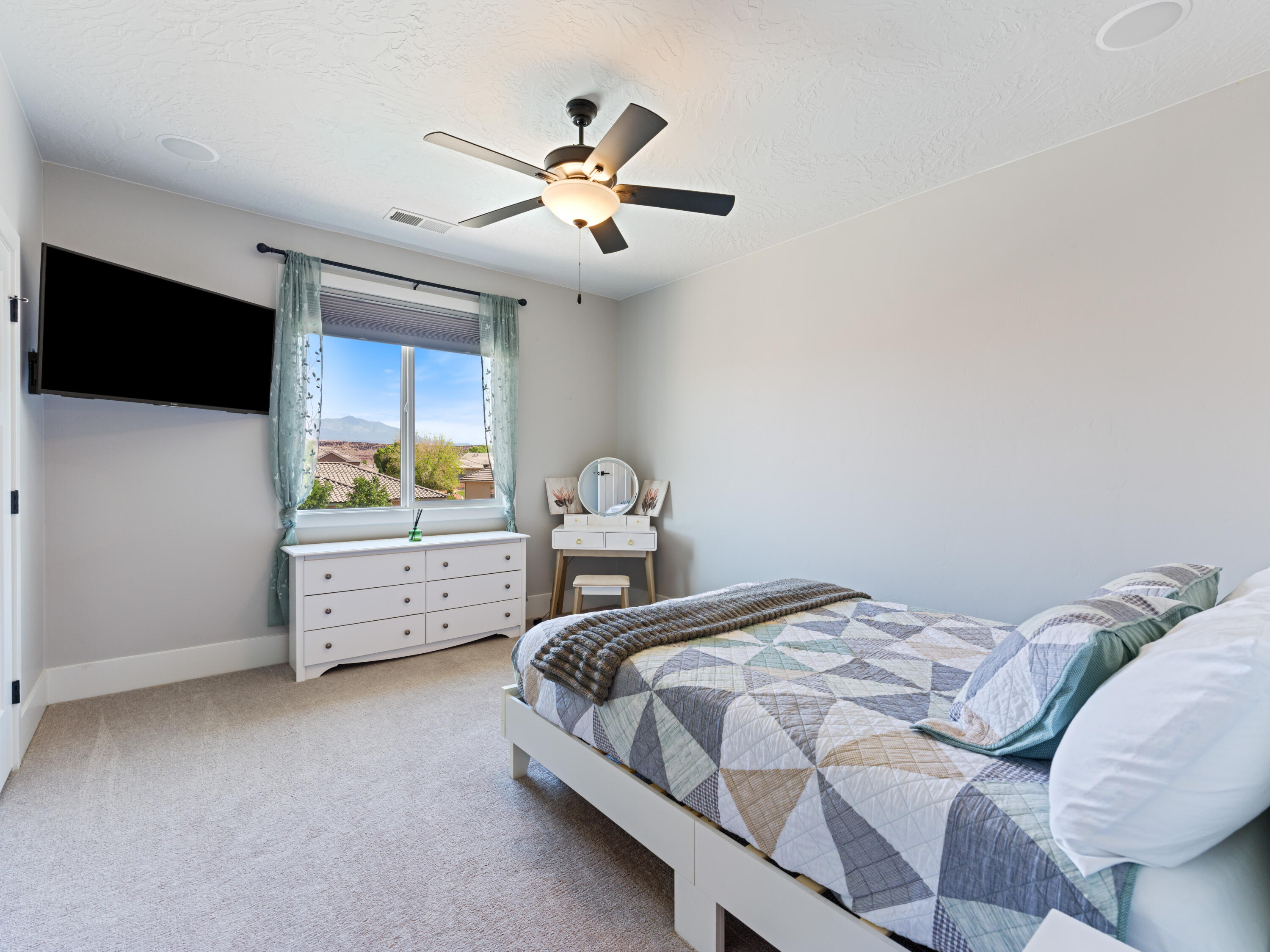 SHOOTING STAR - Residential