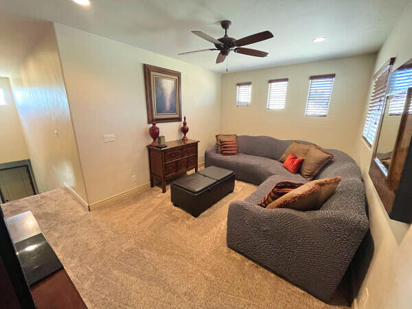 CORAL RIDGE TOWNHOMES - Residential