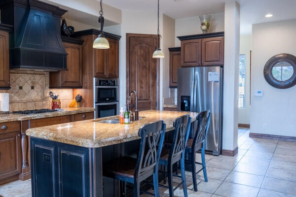 CORAL RIDGE TOWNHOMES - Residential
