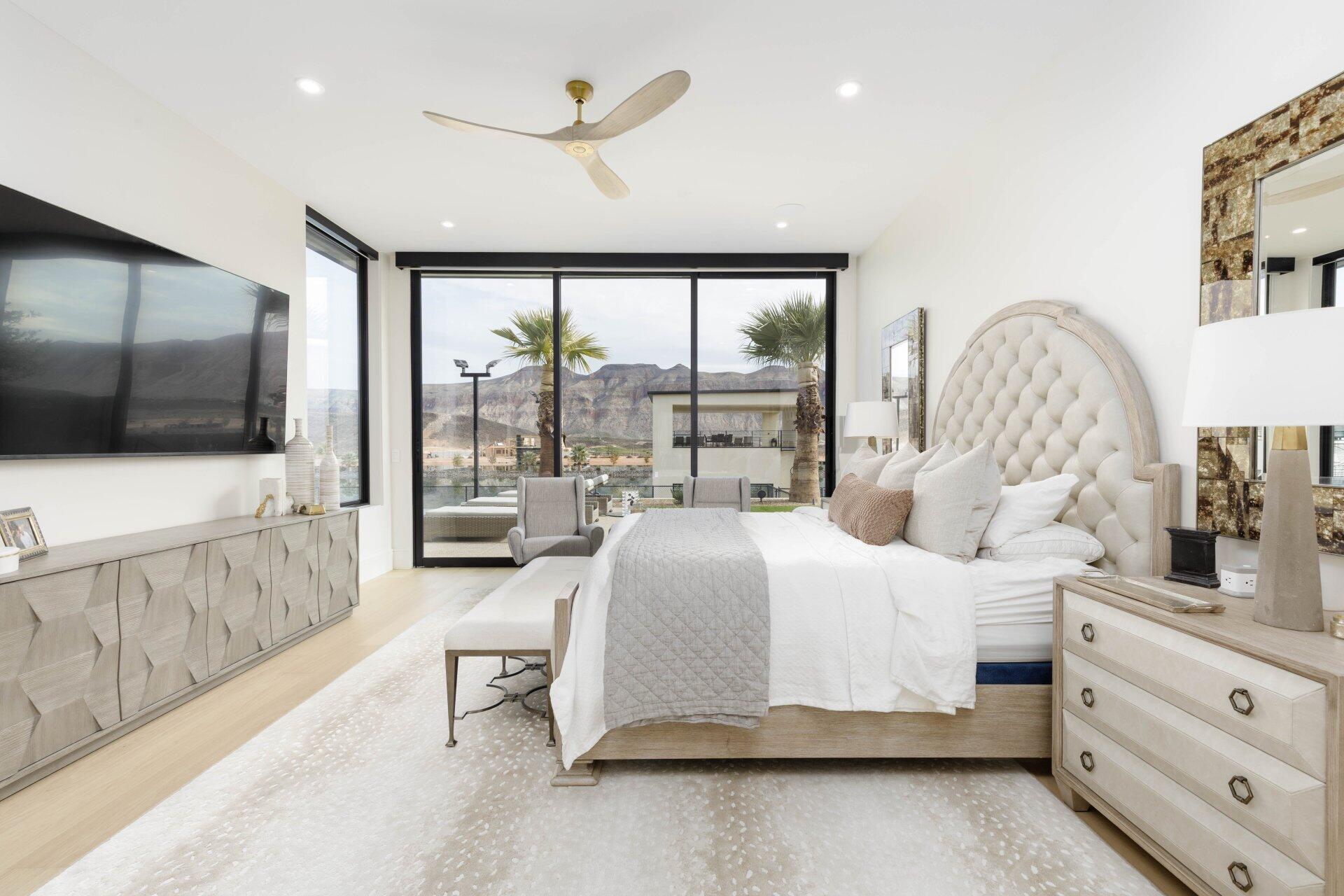 SOUTHERN SHORES - Residential