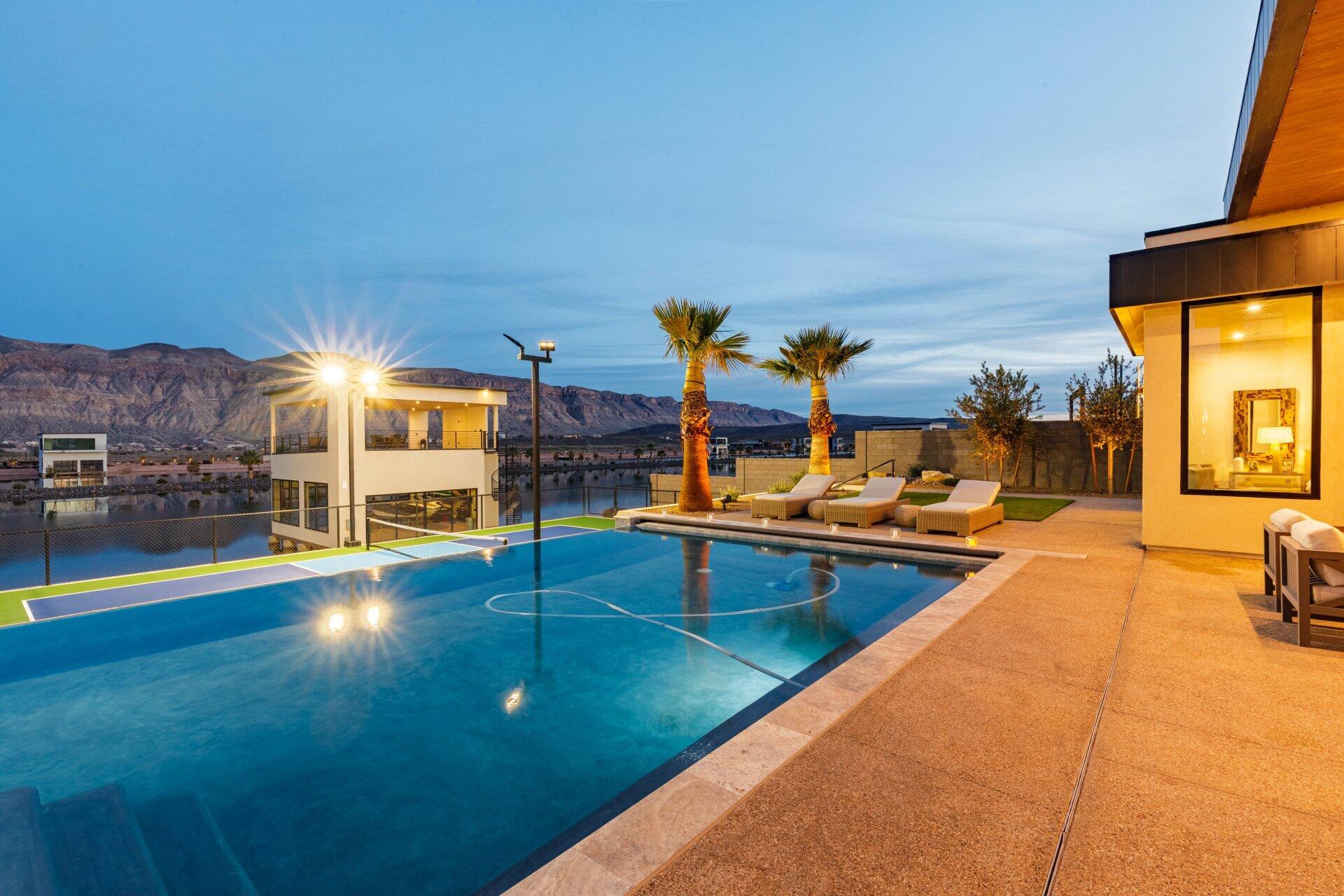 SOUTHERN SHORES - Residential