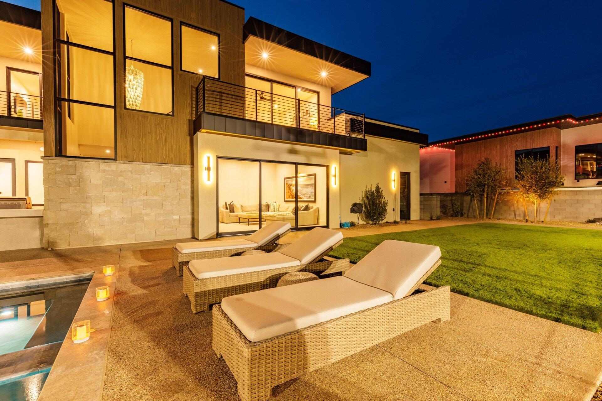 SOUTHERN SHORES - Residential