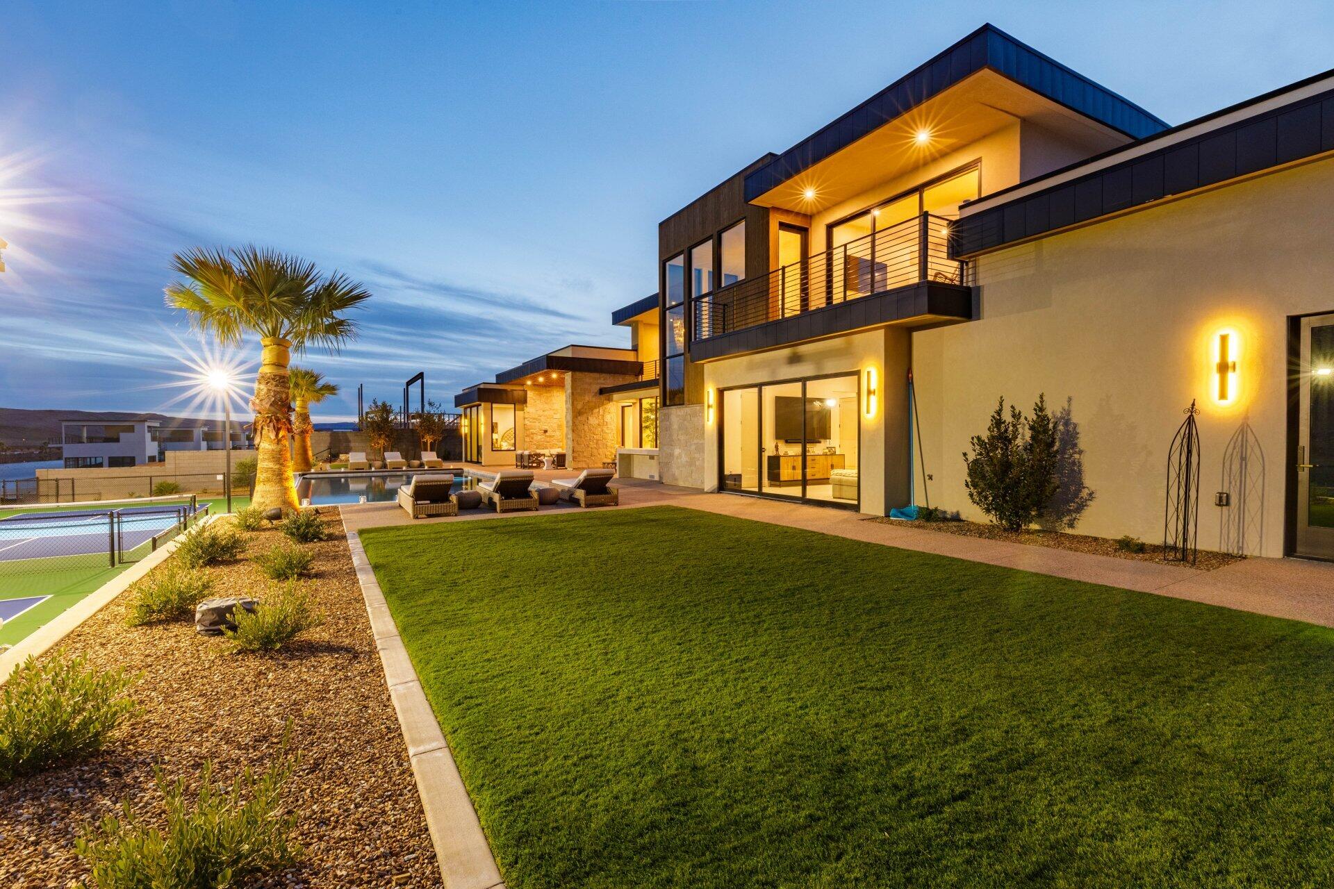 SOUTHERN SHORES - Residential