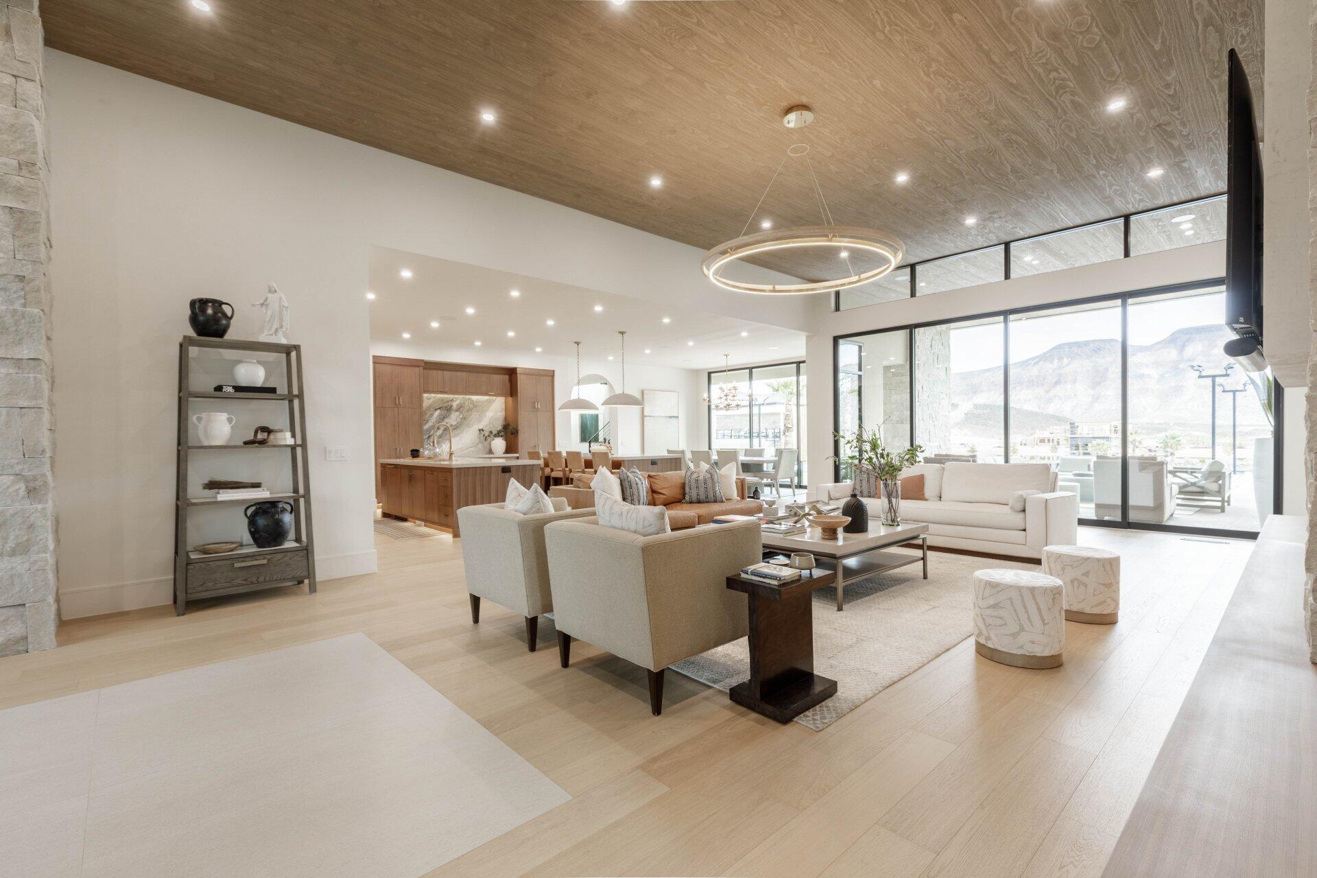 SOUTHERN SHORES - Residential