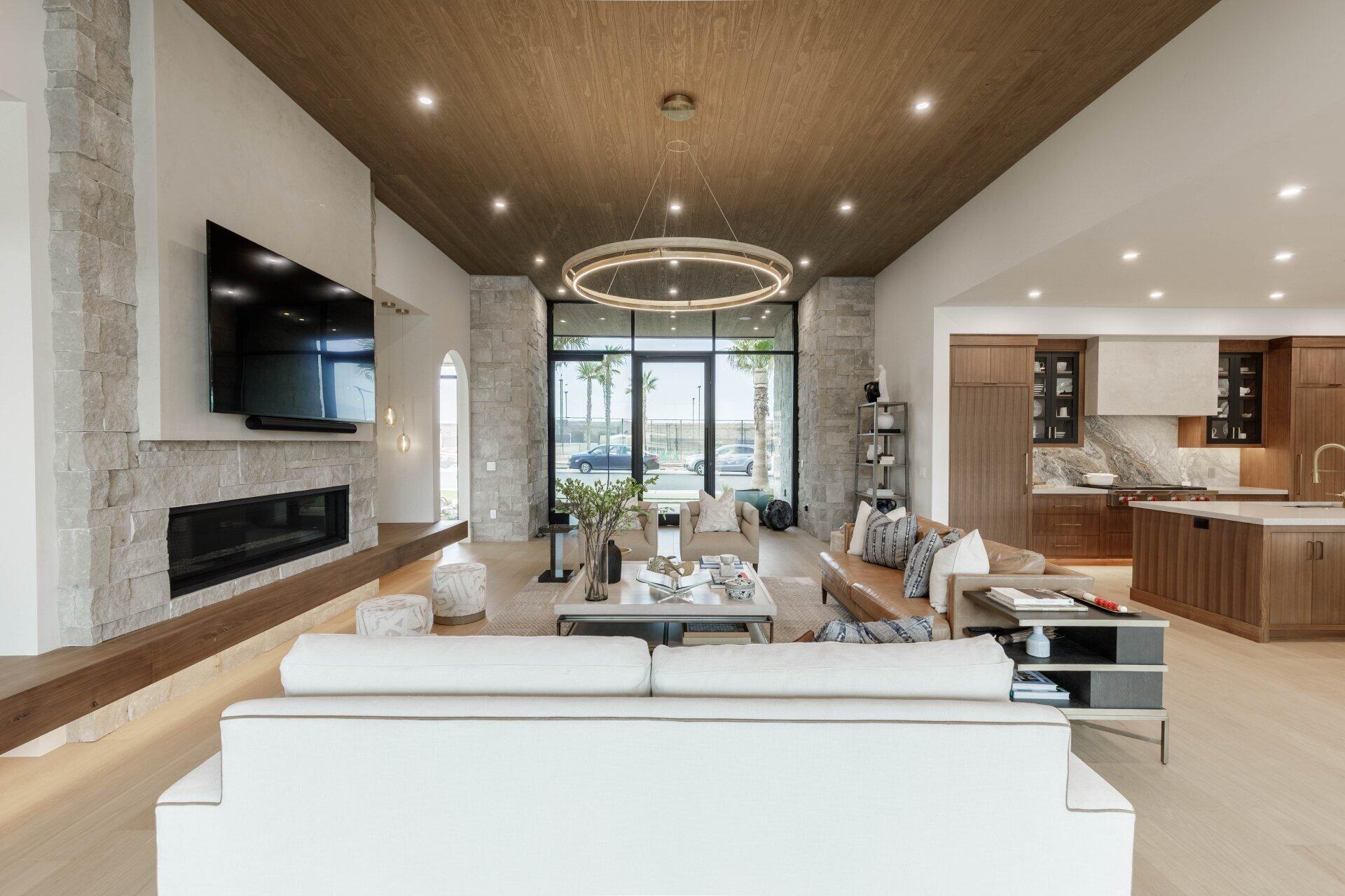 SOUTHERN SHORES - Residential
