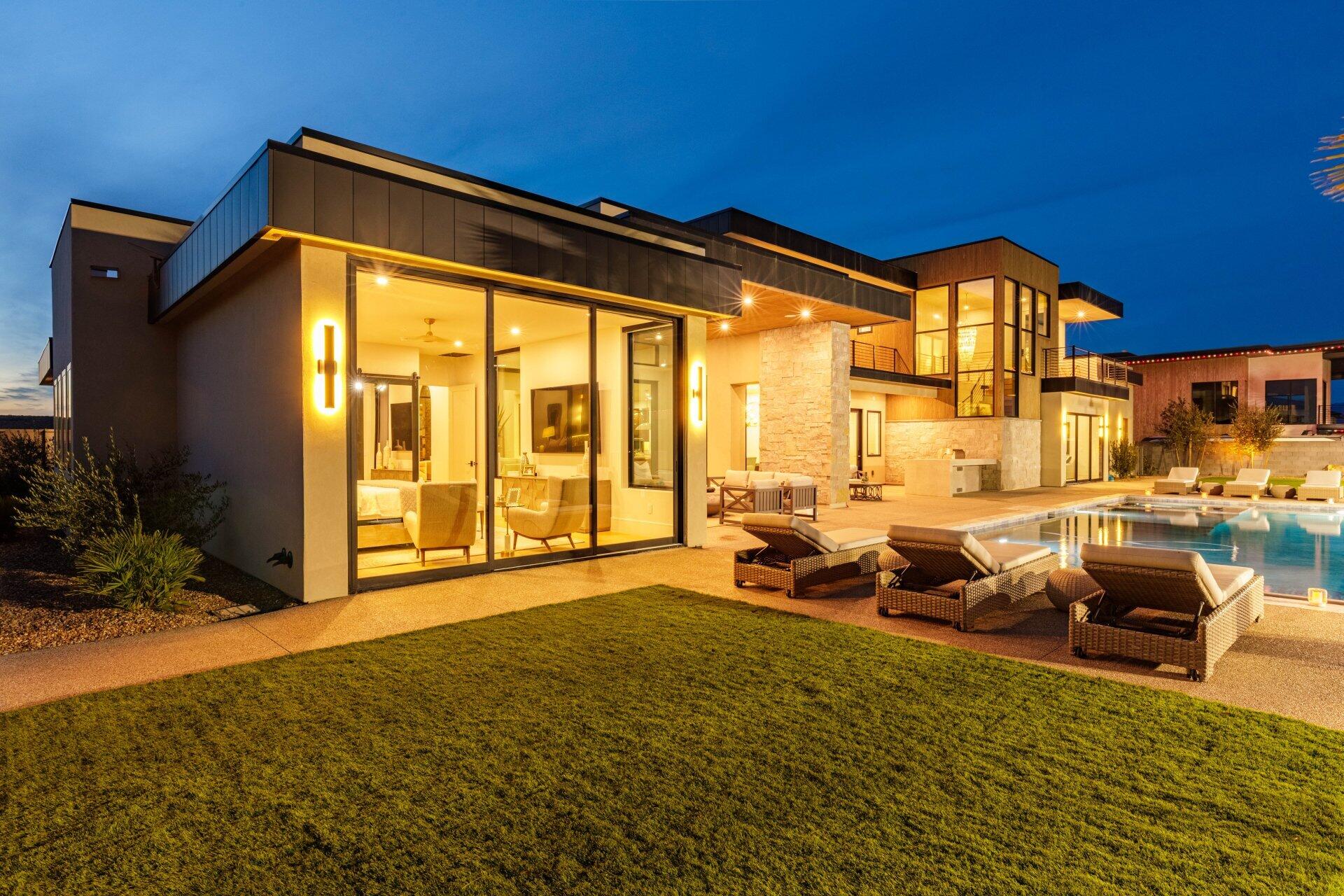 SOUTHERN SHORES - Residential