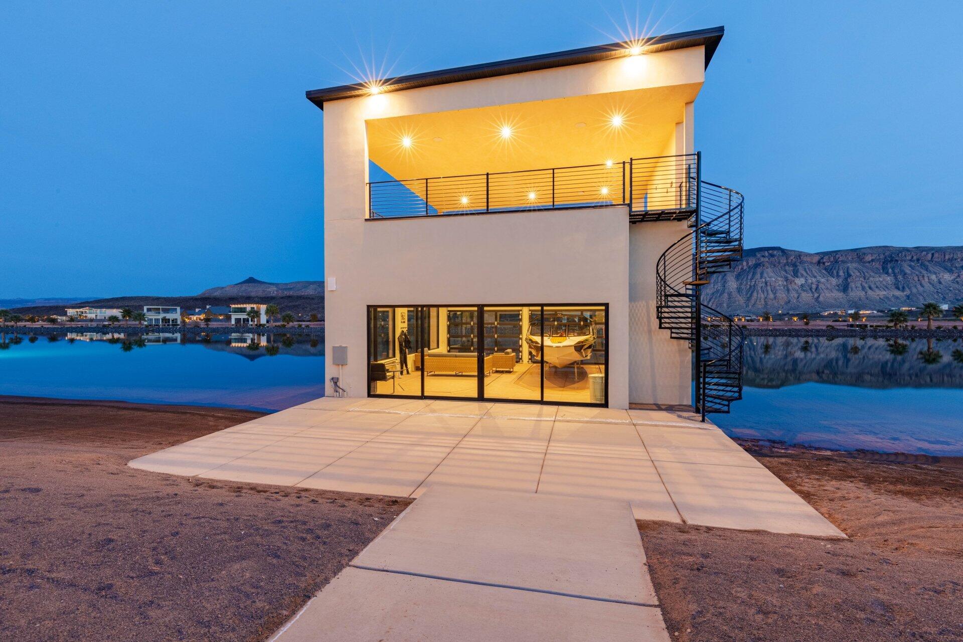 SOUTHERN SHORES - Residential