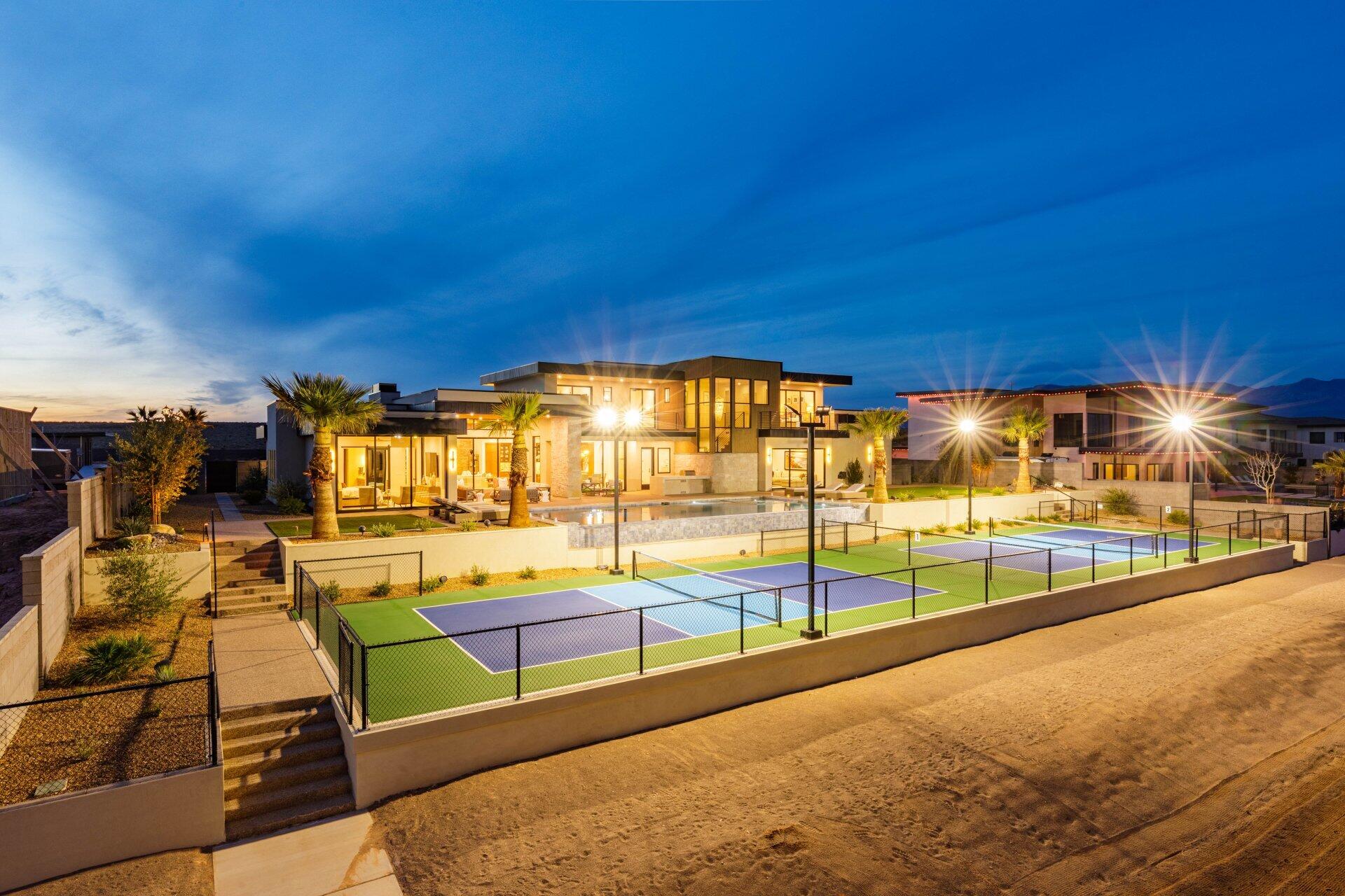 SOUTHERN SHORES - Residential