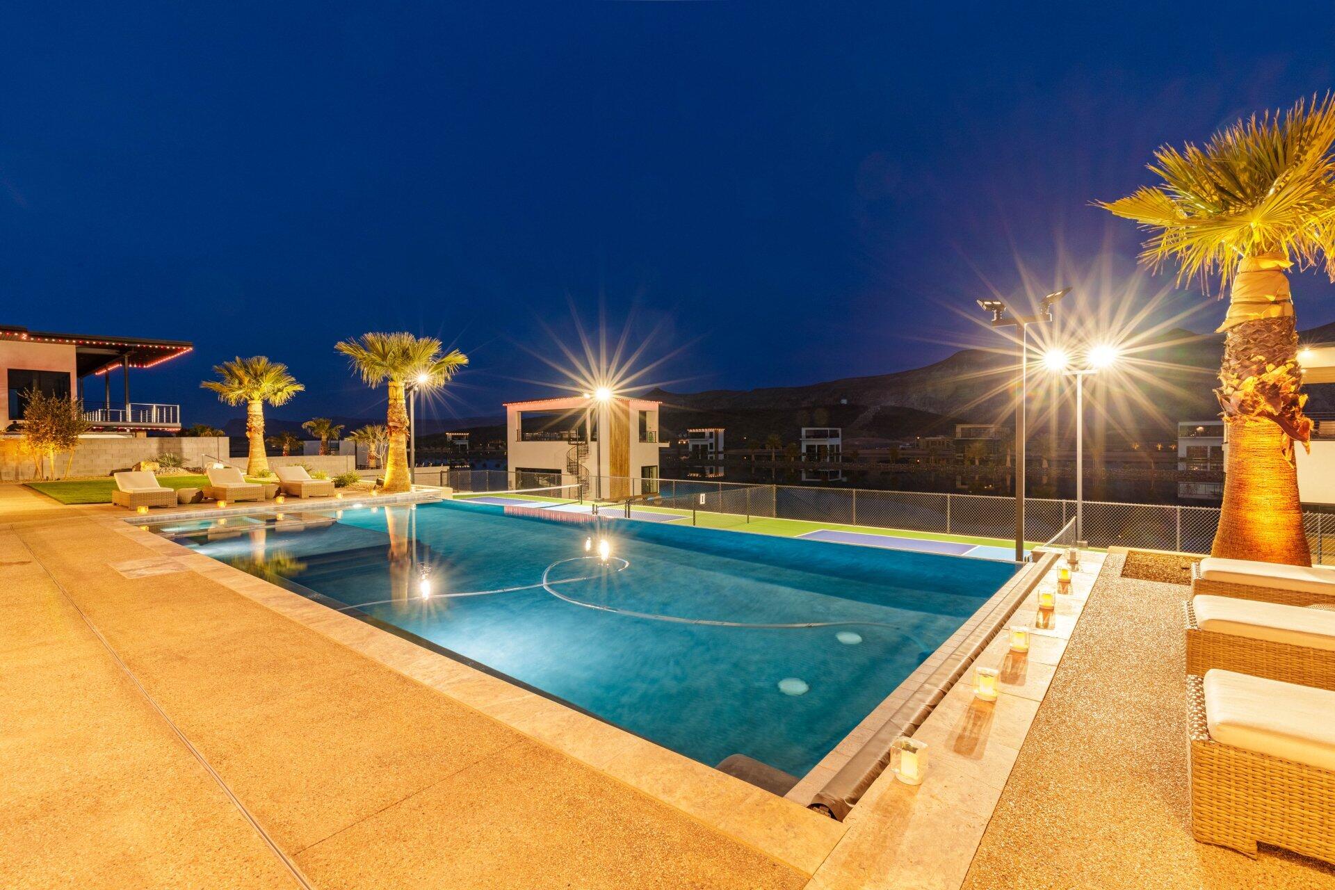 SOUTHERN SHORES - Residential
