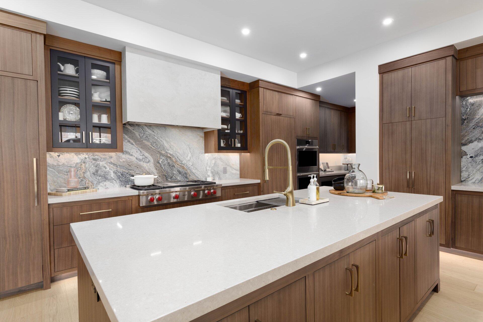 SOUTHERN SHORES - Residential