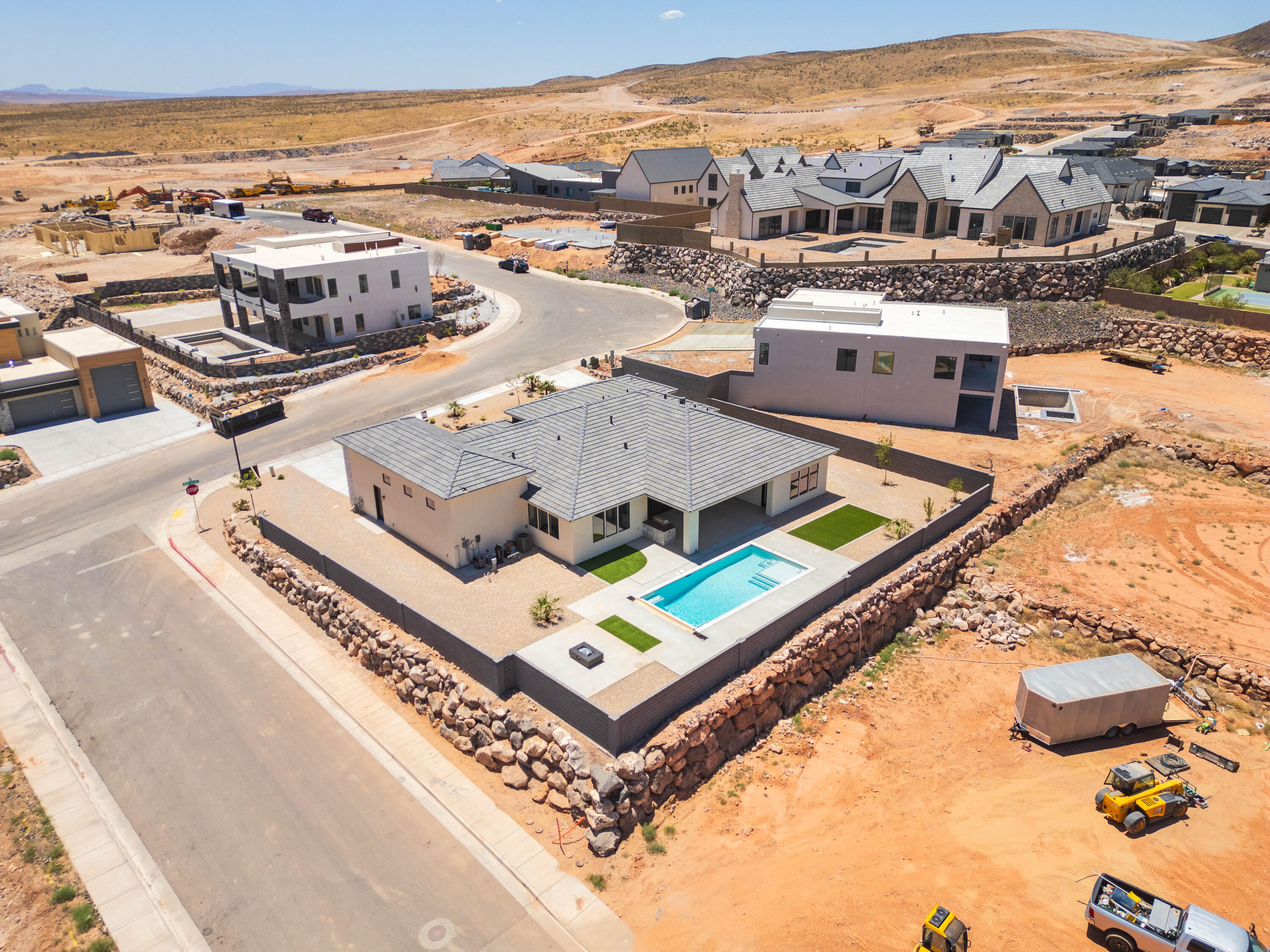 MOUNTAIN VIEW ESTATES - Residential