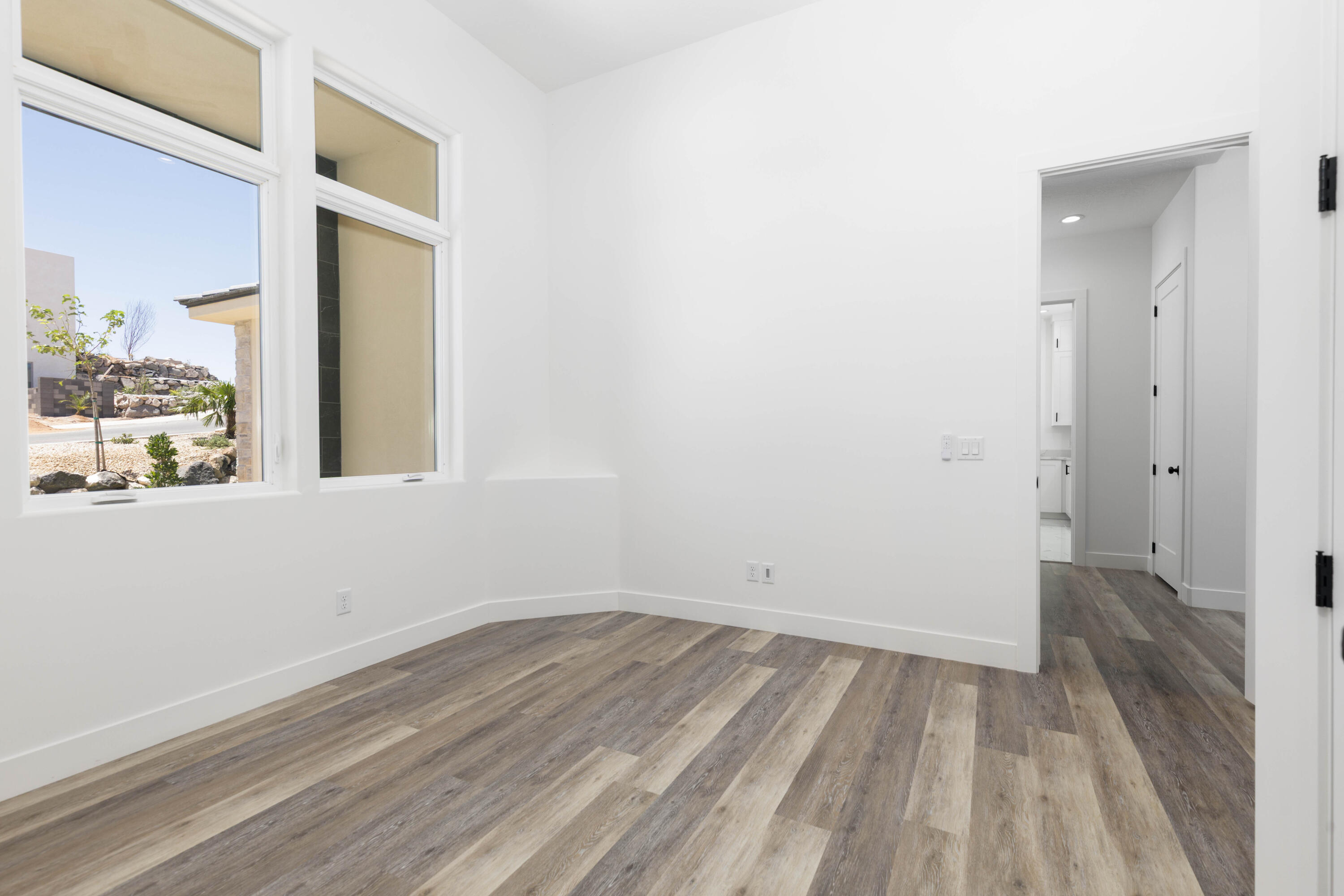 MOUNTAIN VIEW ESTATES - Residential