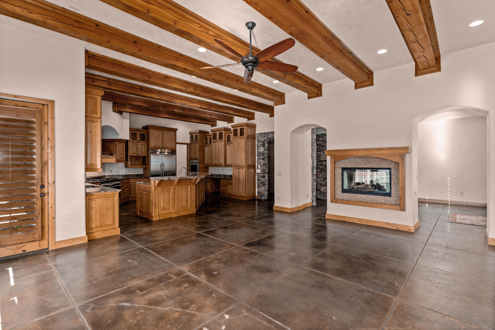 STONE CLIFF - Residential