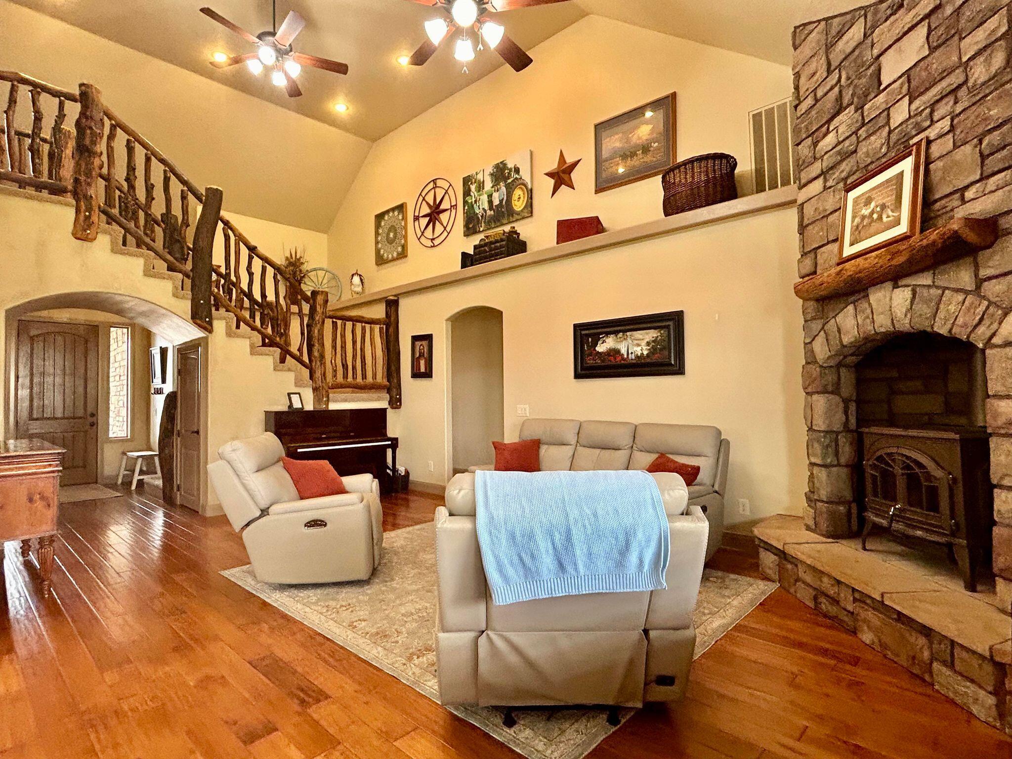 NORTH HILL ESTATES - Residential