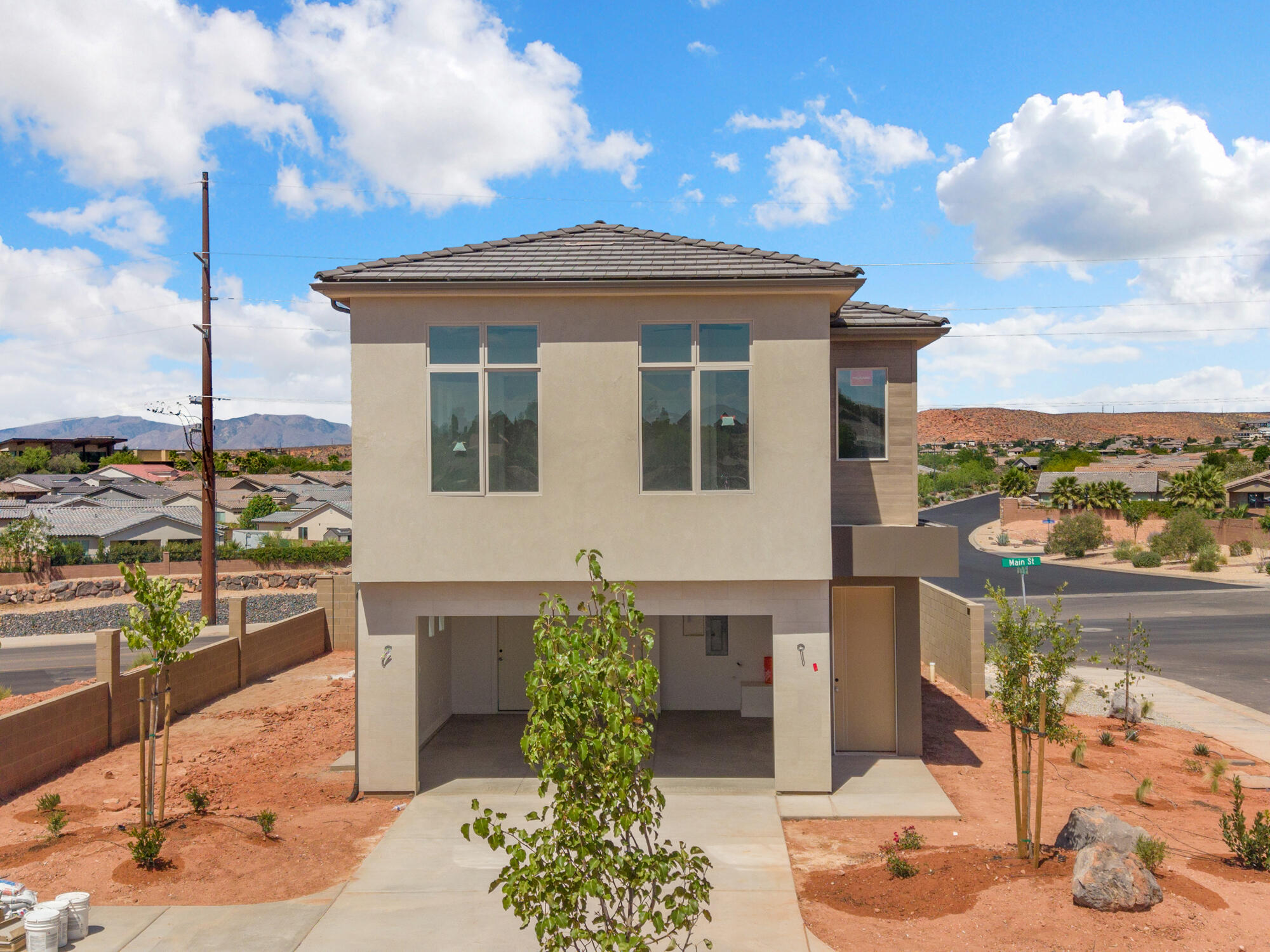 MANGATA TOWNHOMES - Residential