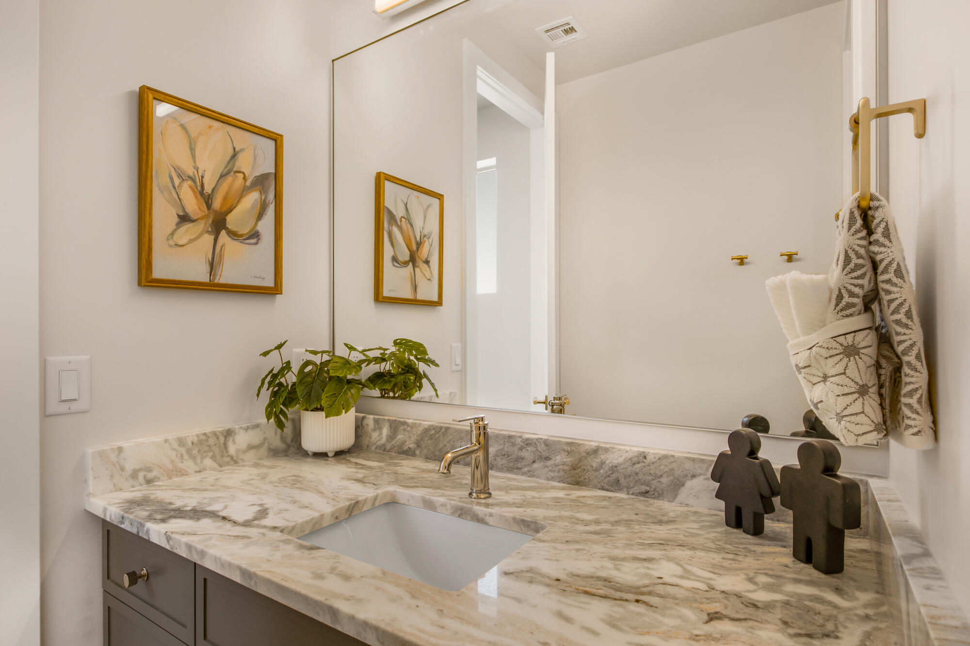 MANGATA TOWNHOMES - Residential