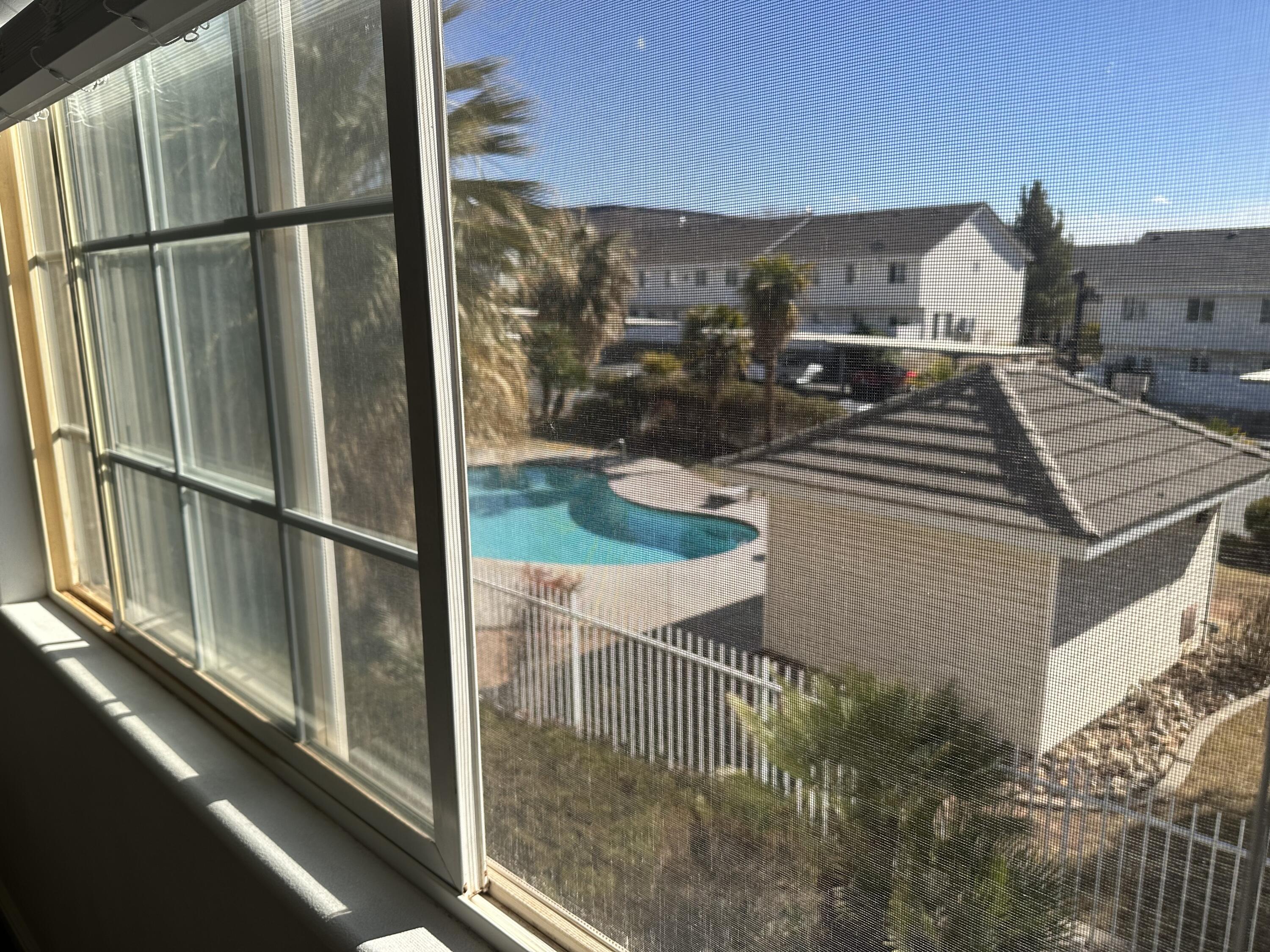 LEXINGTON HILLS TOWNHOMES - Residential