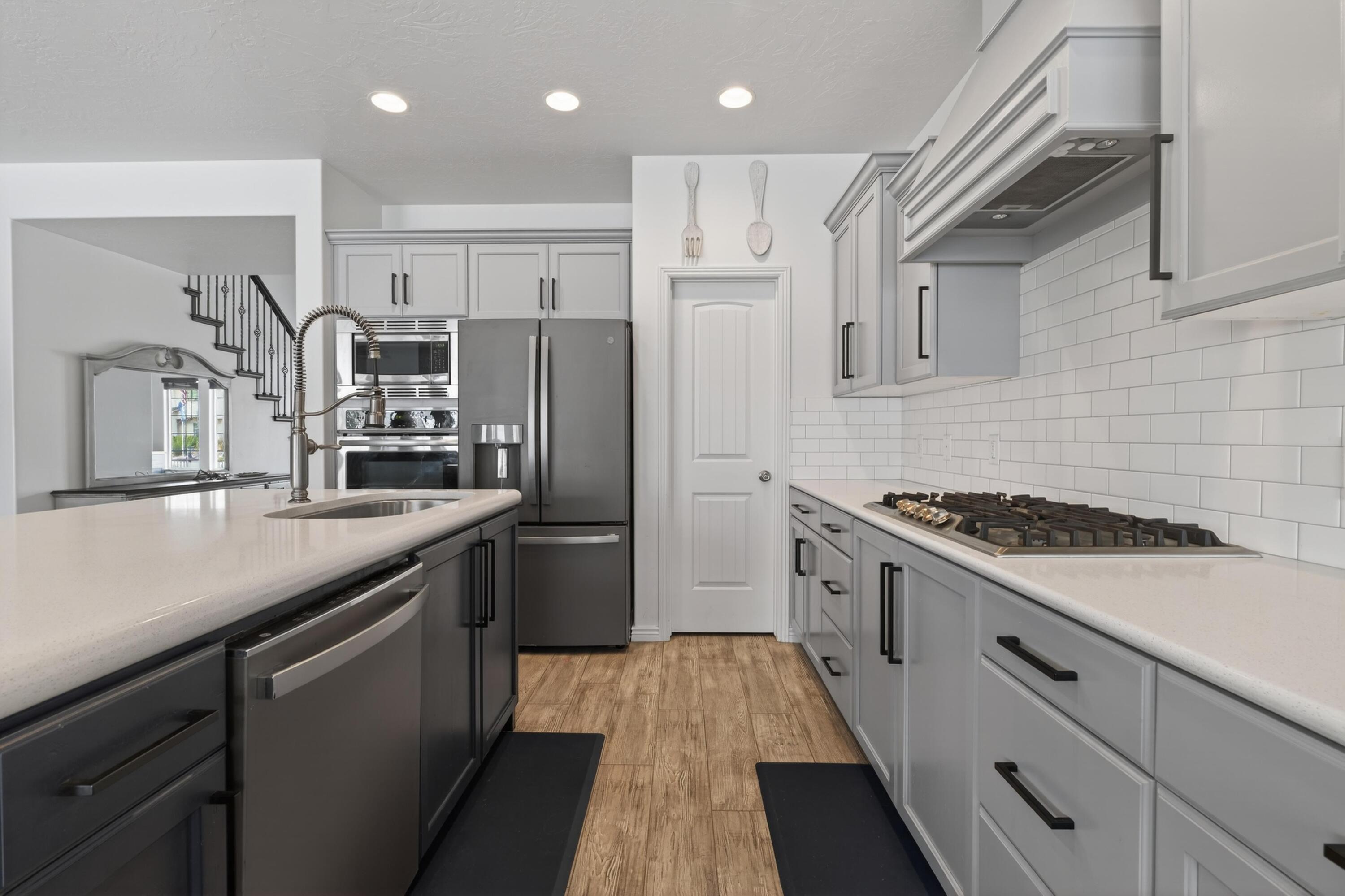 ROSEWOOD ESTATES - Residential