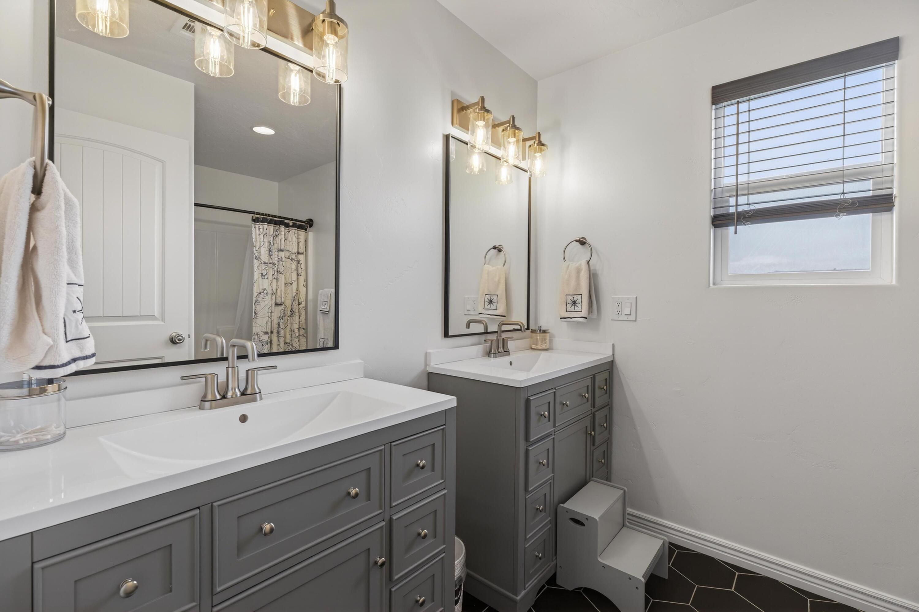 ROSEWOOD ESTATES - Residential