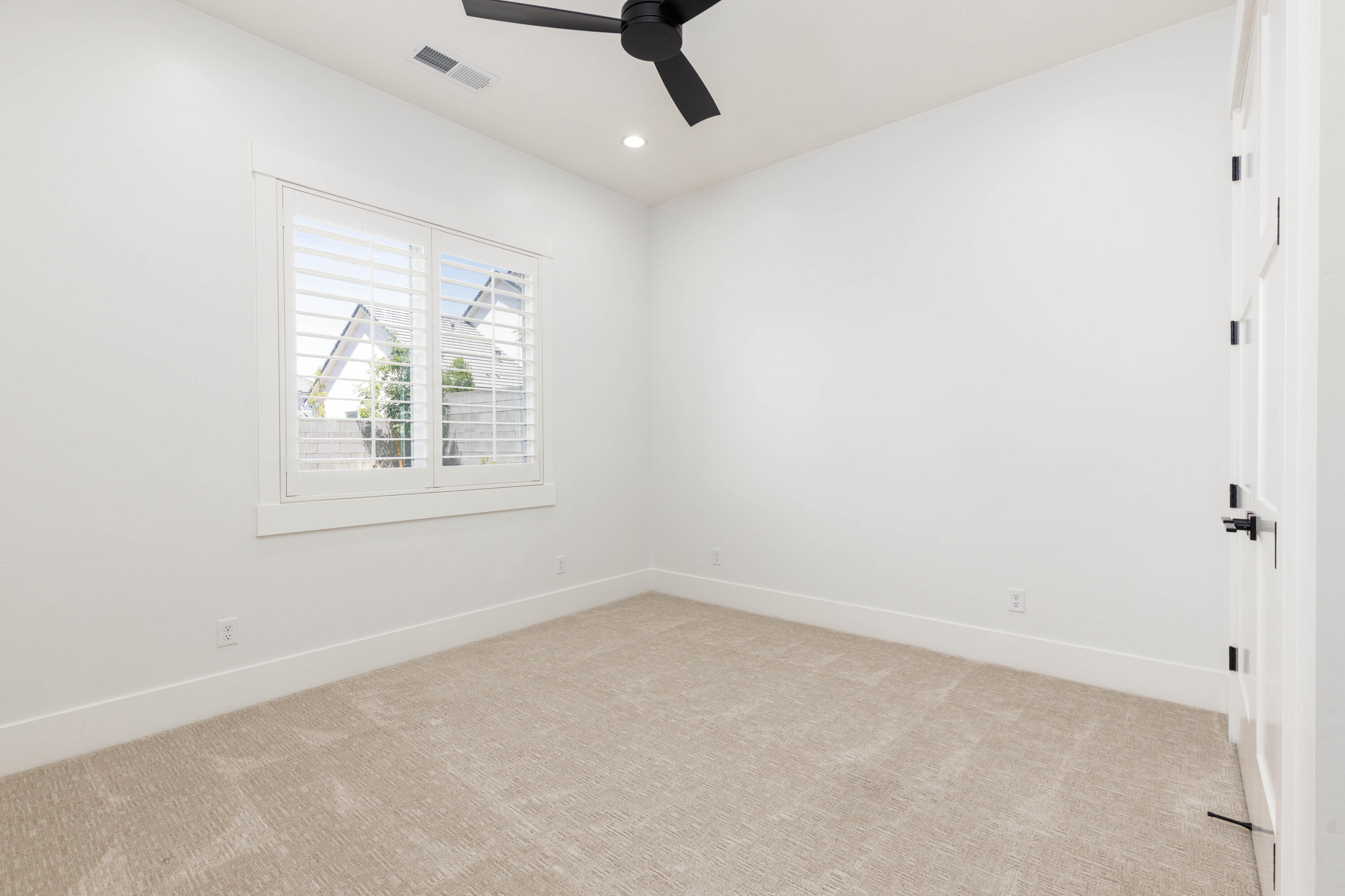 MOORLAND PARK - Residential