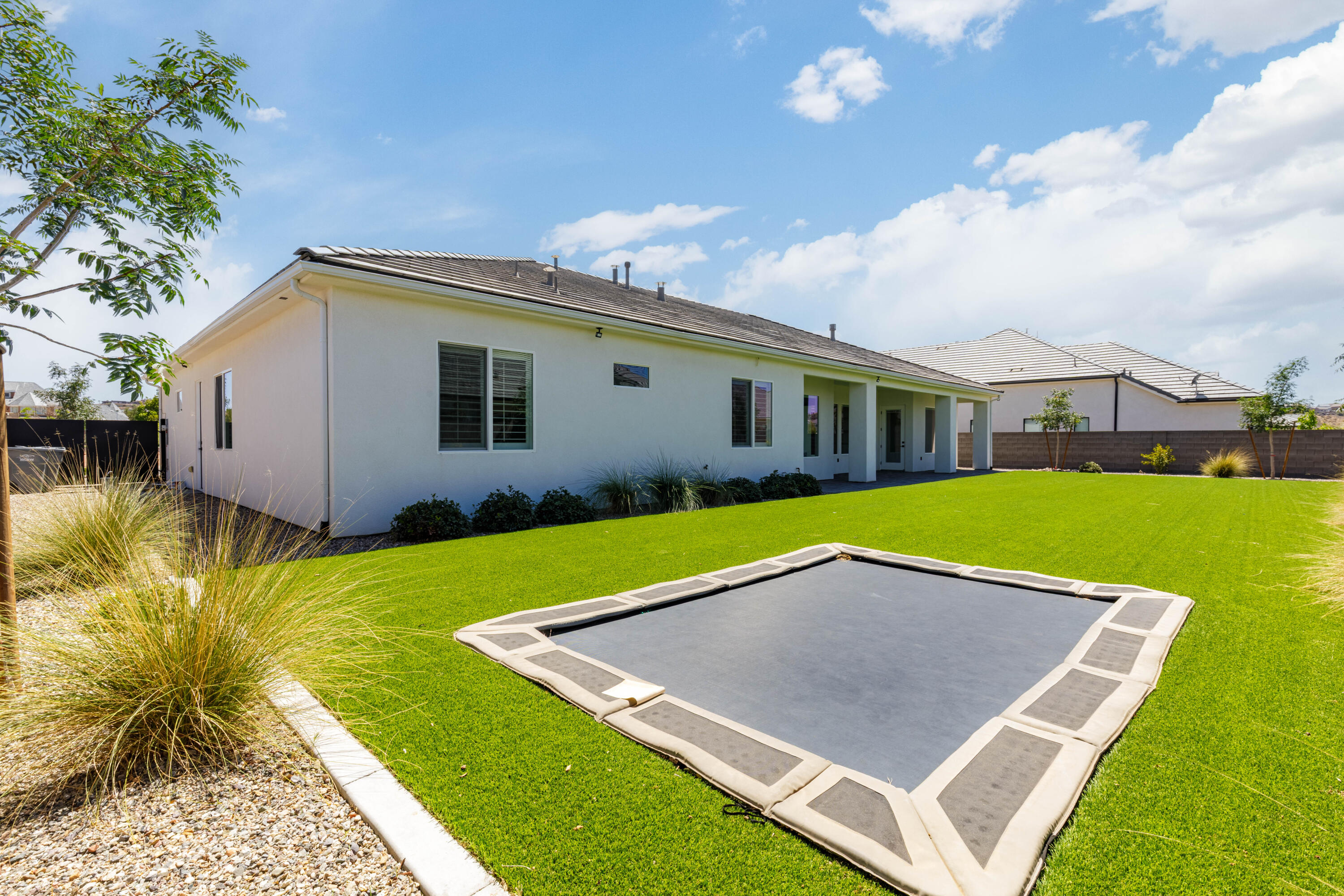 MOORLAND PARK - Residential