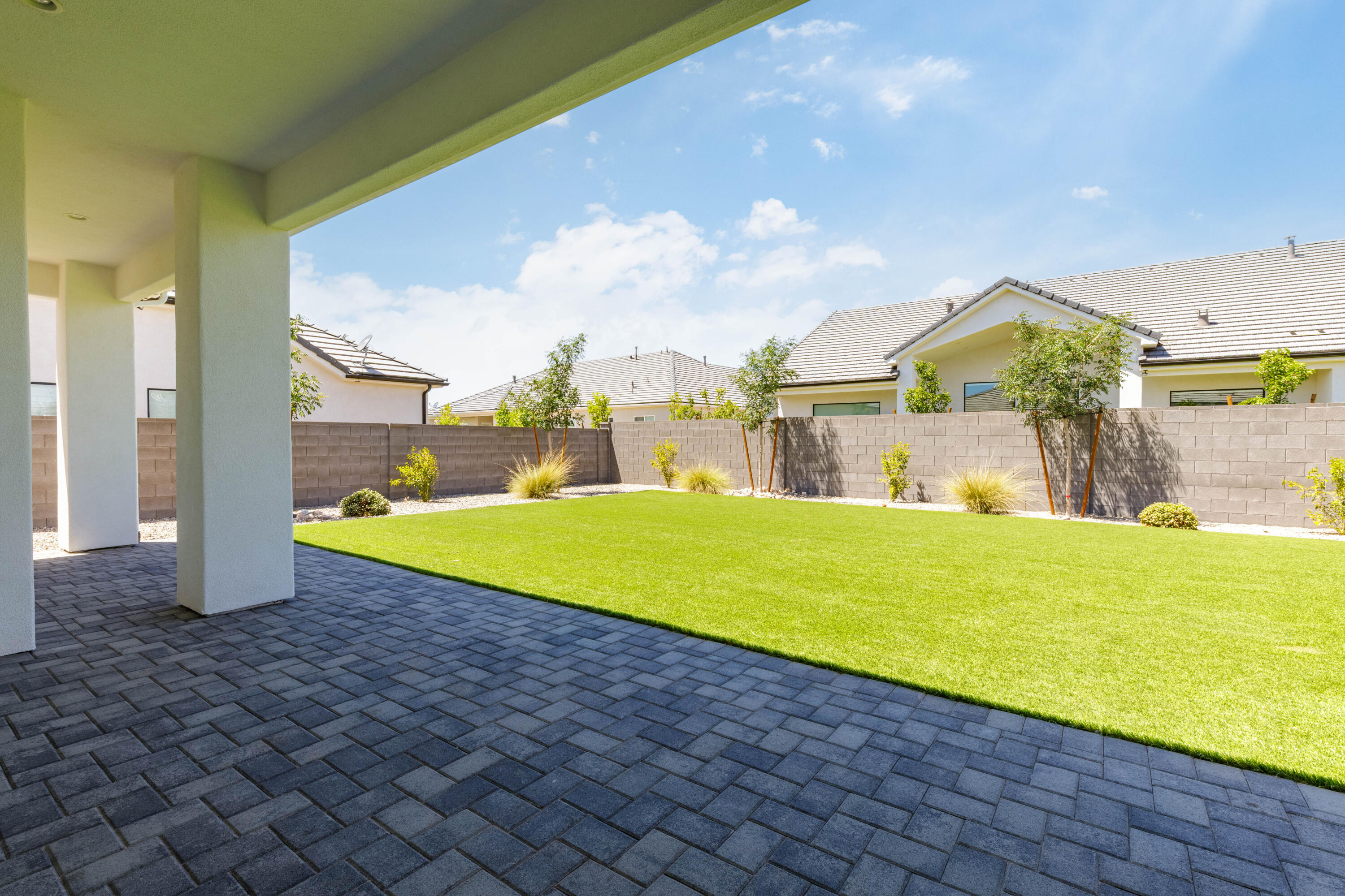 MOORLAND PARK - Residential