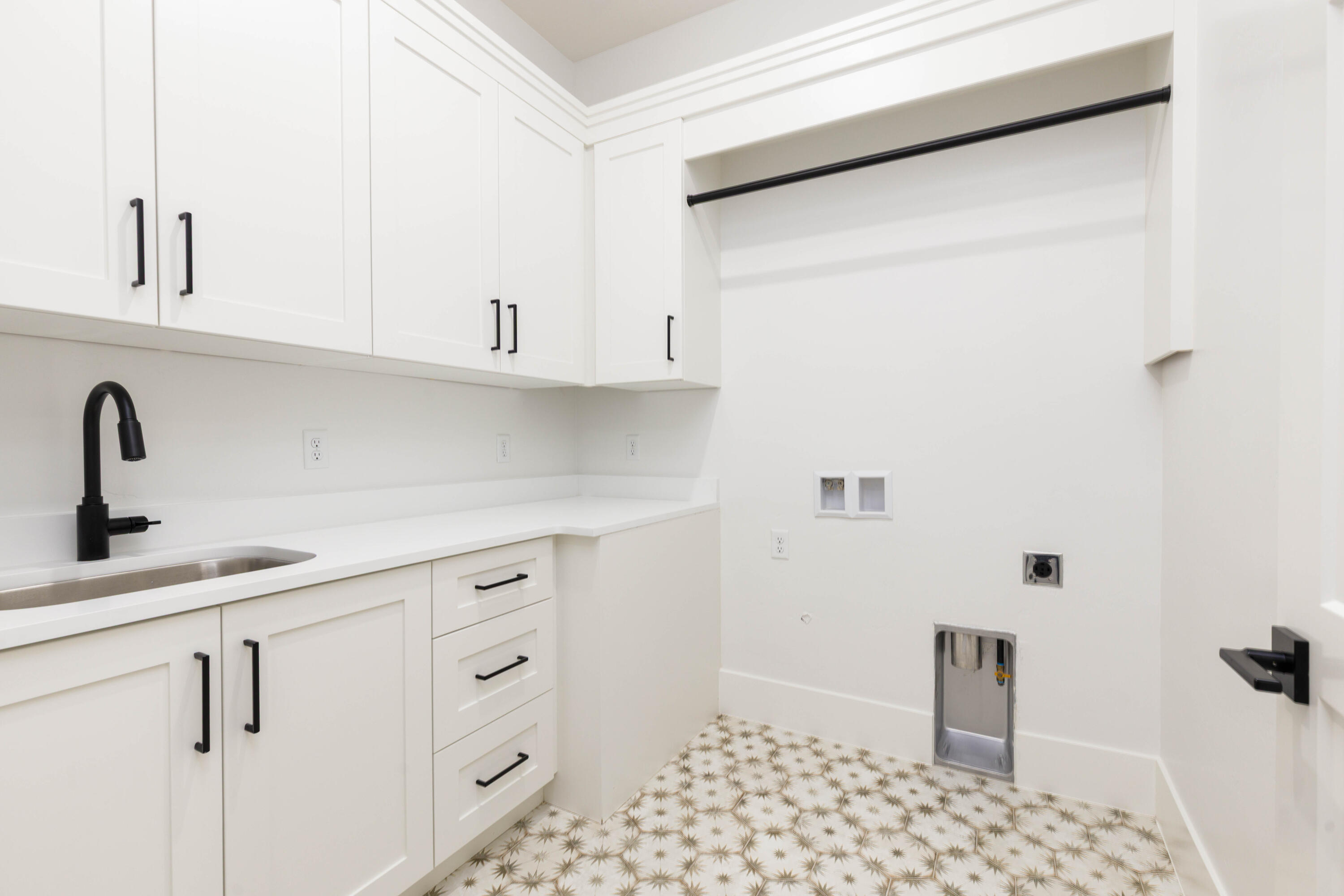 MOORLAND PARK - Residential