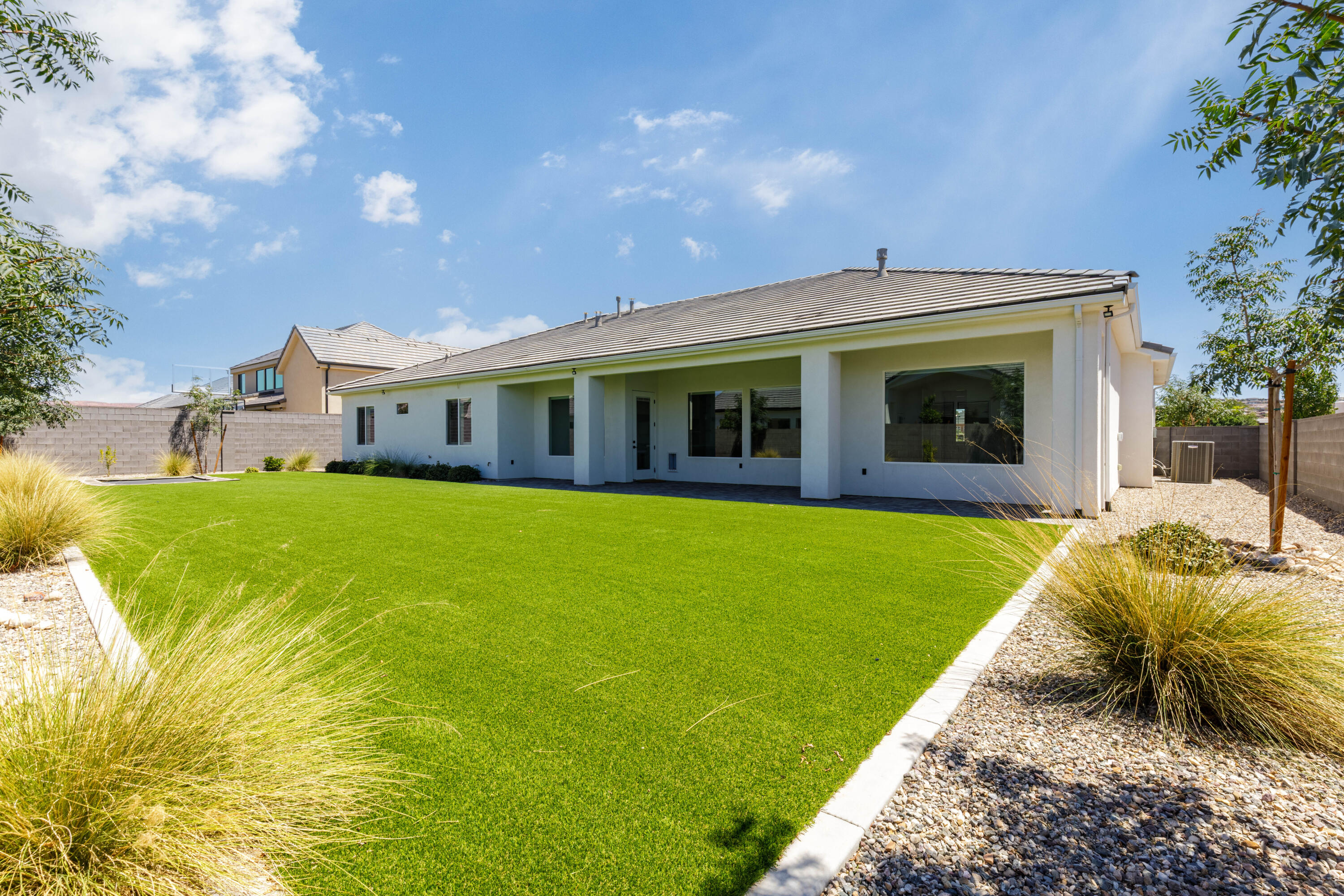 MOORLAND PARK - Residential