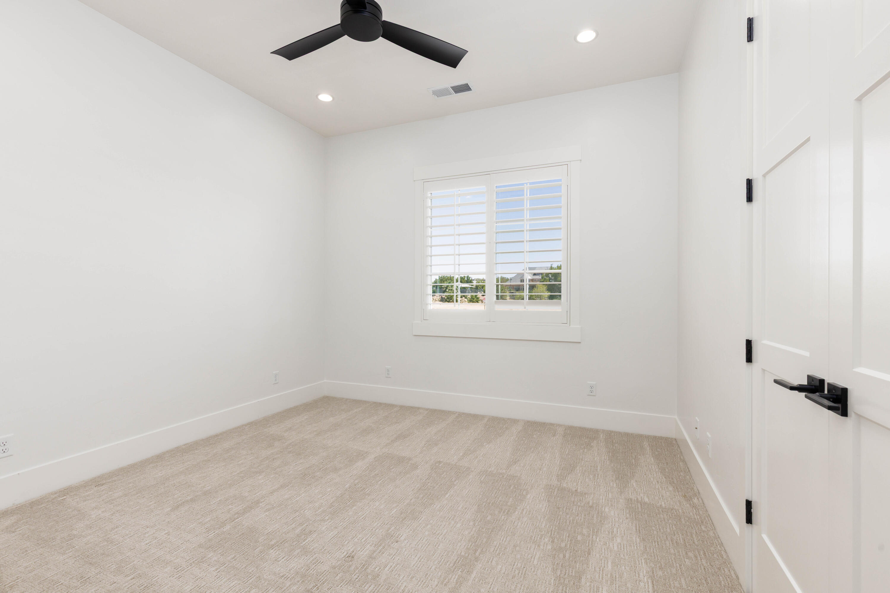 MOORLAND PARK - Residential