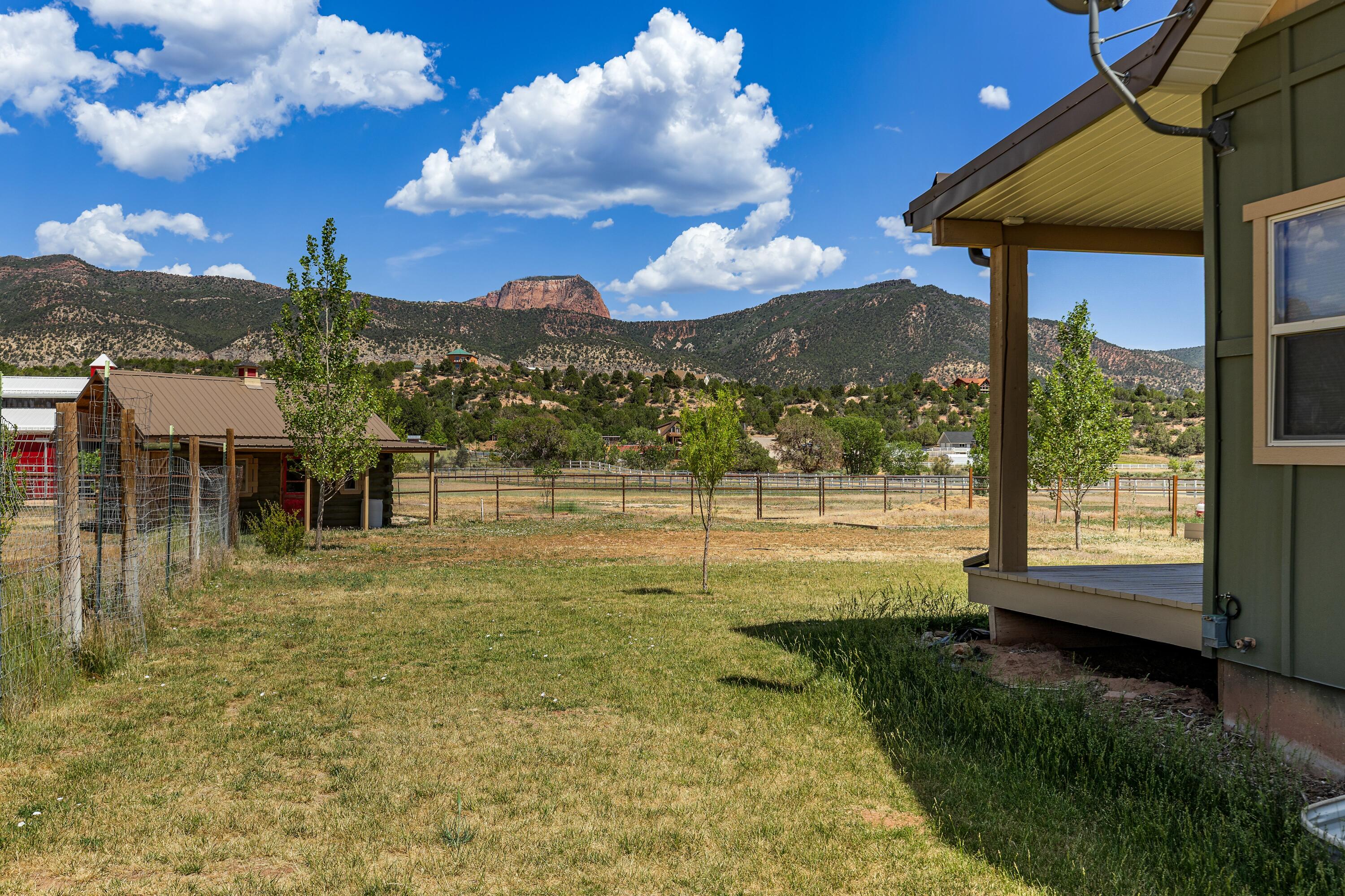 BLACKRIDGE RANCHES - Residential