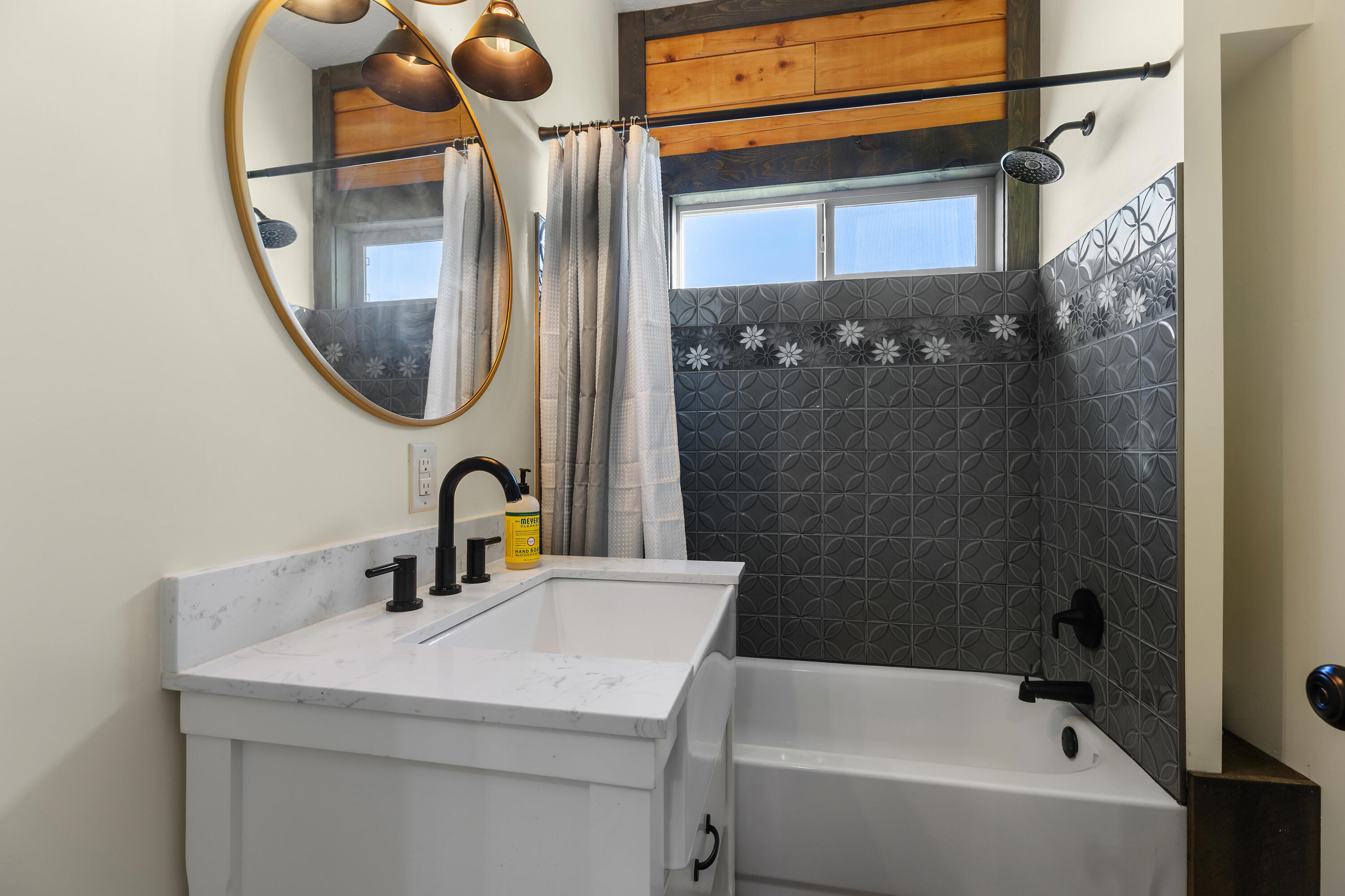 BLACKRIDGE RANCHES - Residential