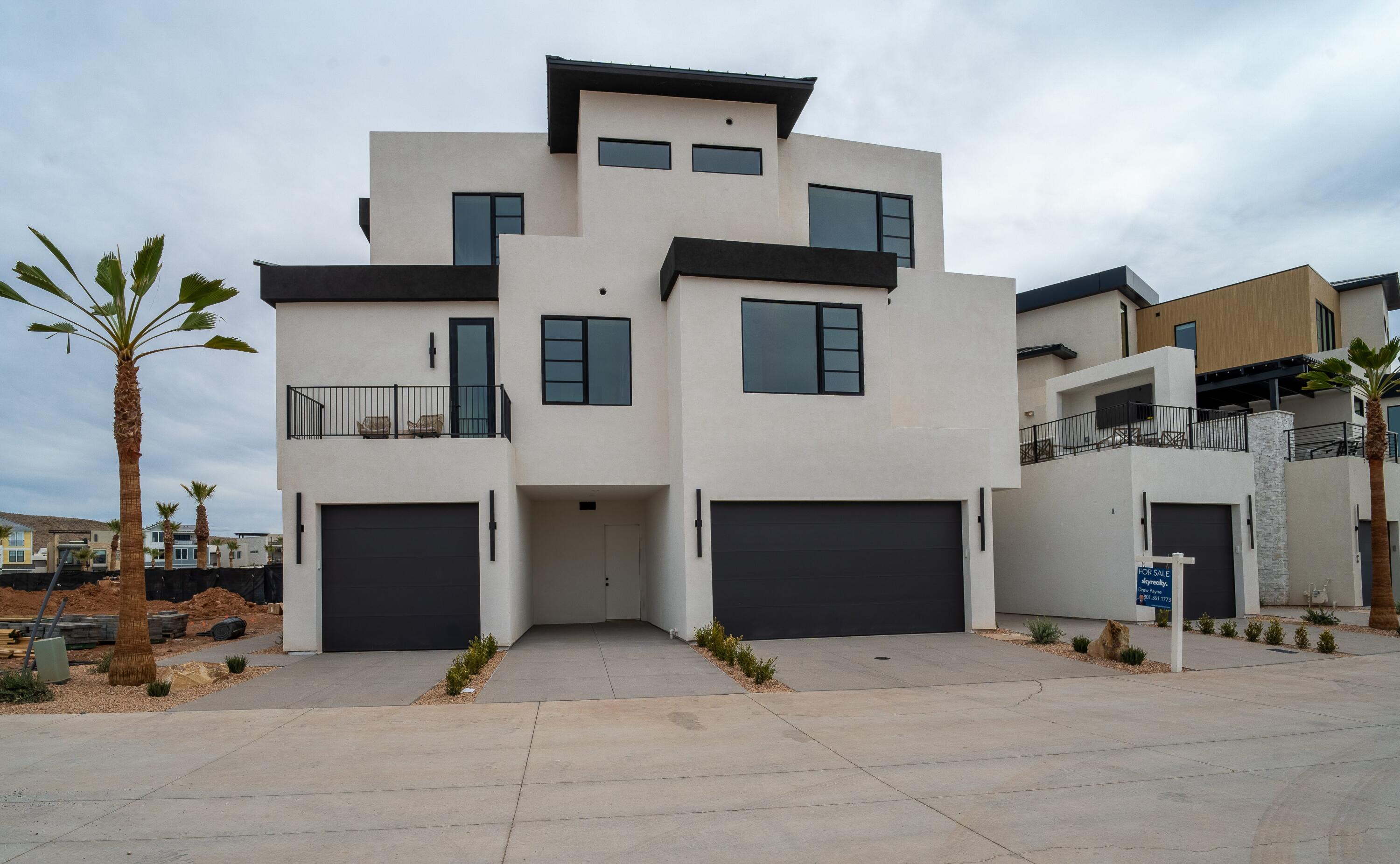 DESERT COLOR SHORES WATERS EDGE - Residential